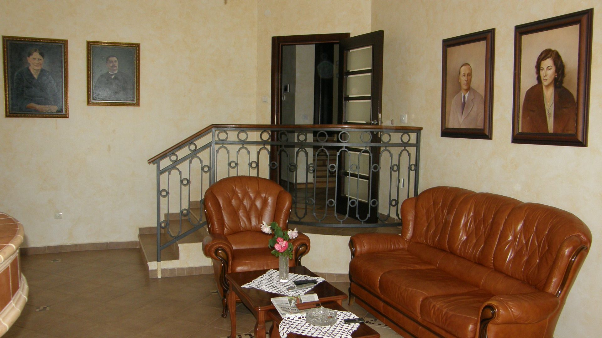 Trospratna kuća 157m2 sa pogledom na more, Kavač-Kotor. - Amfora Real Estate