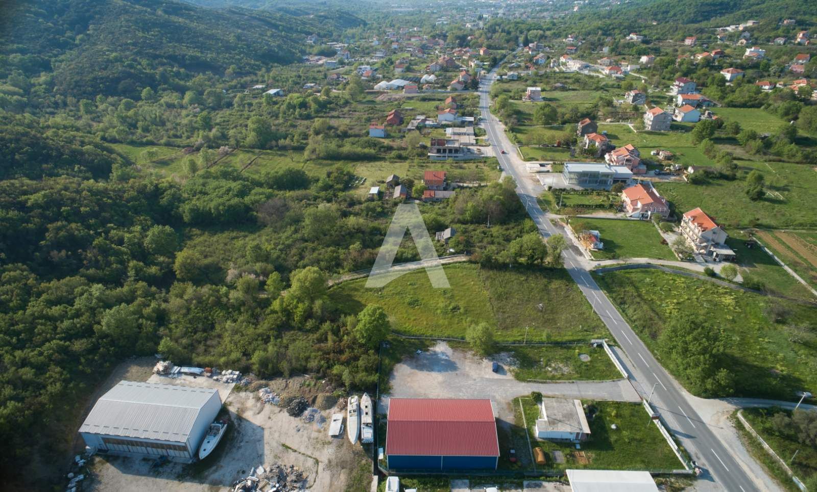 amforaproperty.com/Na prodaju gradjevinski plac 2483m2,Radanovići (Kotor)