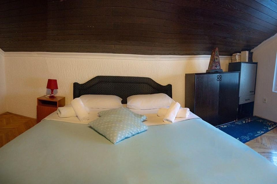 Trosprata kuća sa panoramskim pogledom na more,na ekskluzivnoj lokaciji,Sveti Stefan (Budva) - Amfora Real Estate