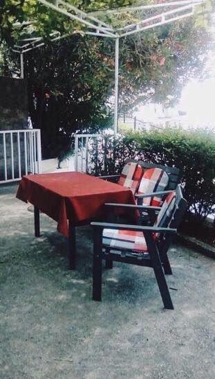 Trosprata kuća sa panoramskim pogledom na more,na ekskluzivnoj lokaciji,Sveti Stefan (Budva) - Amfora Real Estate