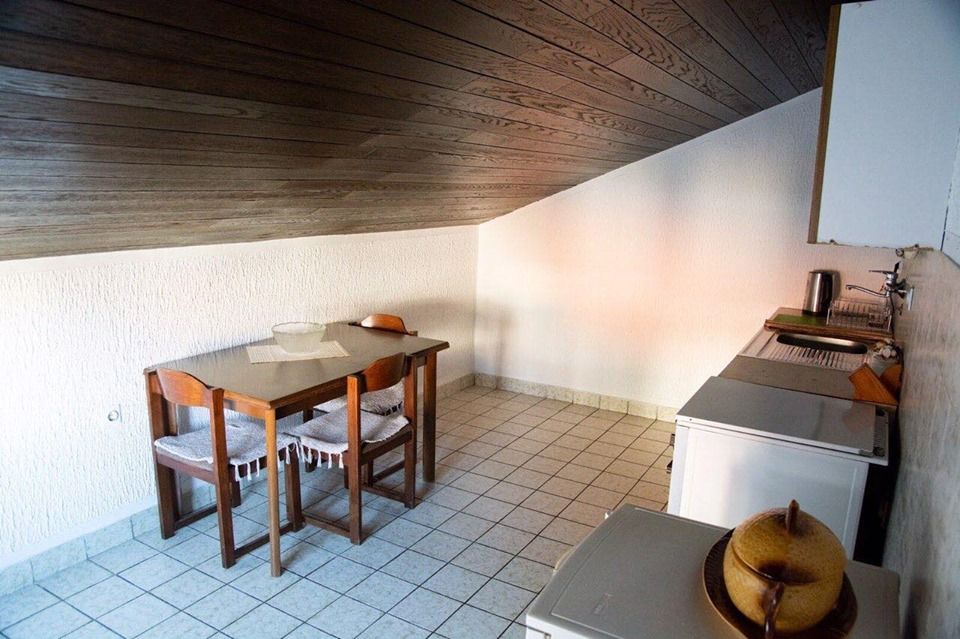 Trosprata kuća sa panoramskim pogledom na more,na ekskluzivnoj lokaciji,Sveti Stefan (Budva) - Amfora Real Estate