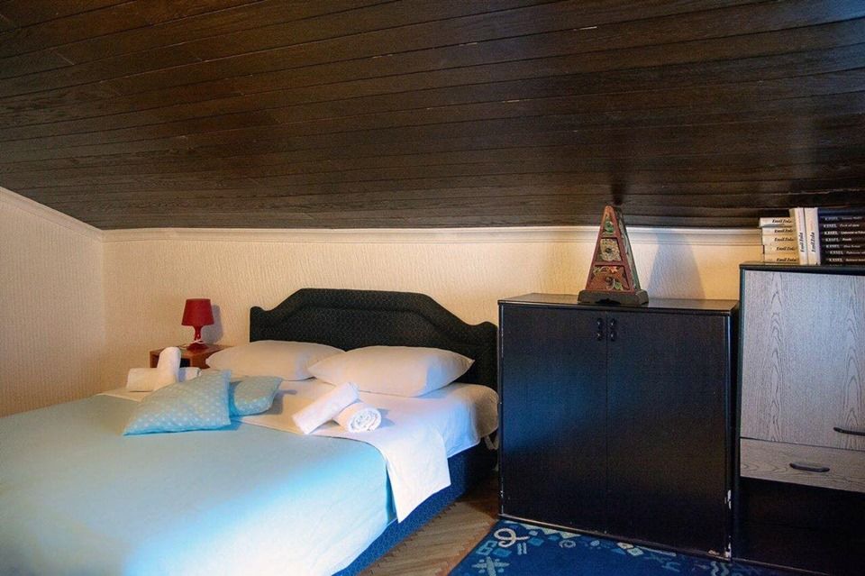 Trosprata kuća sa panoramskim pogledom na more,na ekskluzivnoj lokaciji,Sveti Stefan (Budva) - Amfora Real Estate