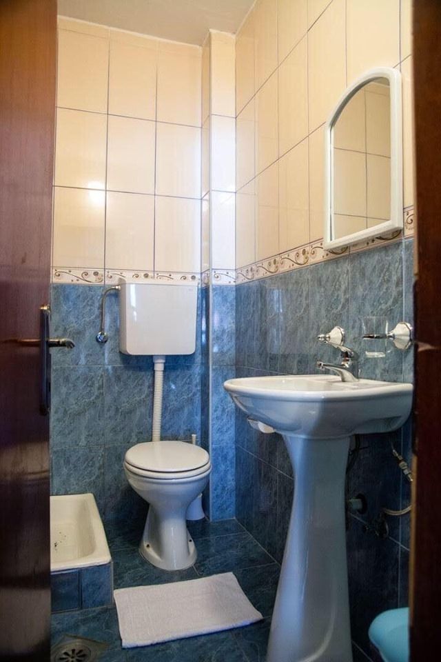 Trosprata kuća sa panoramskim pogledom na more,na ekskluzivnoj lokaciji,Sveti Stefan (Budva) - Amfora Real Estate