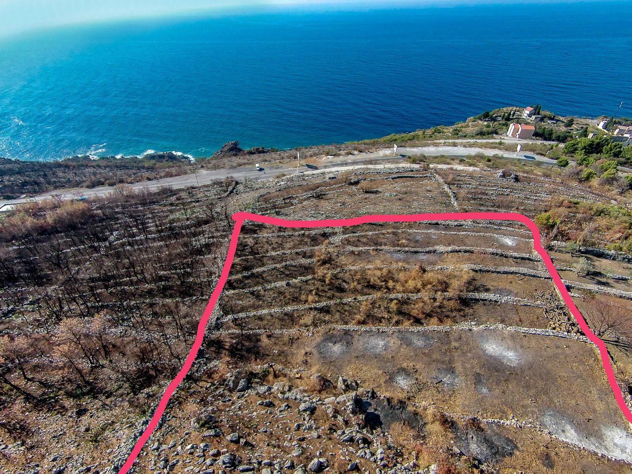 Plac 2550m2 sa otvorenim pogledom na more i idejnim projektom za hotel i vilu, Reževići. - Amfora Real Estate