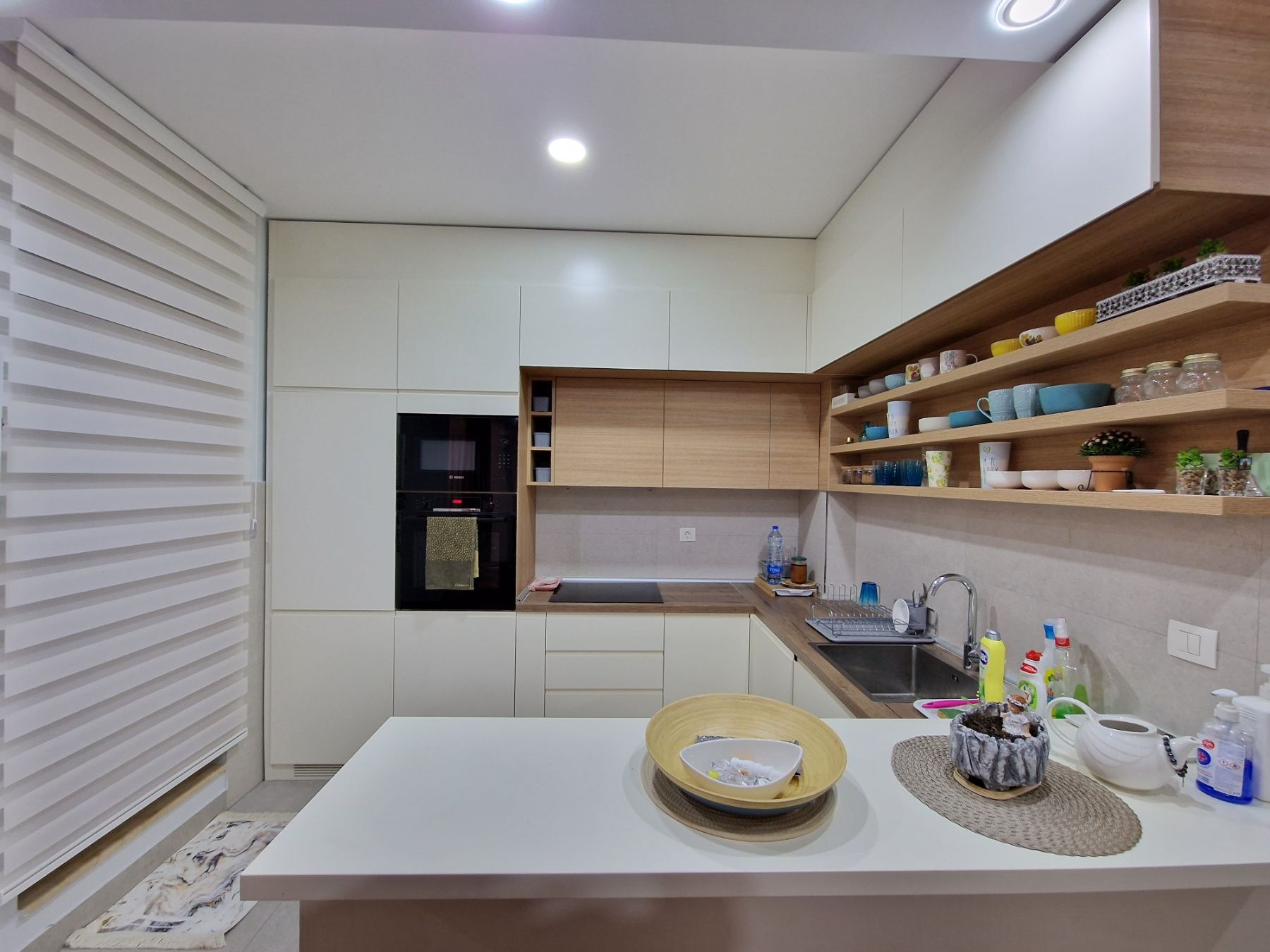 Luksuzan penthouse 176m2 sa panoramskim pogledom na more i grad,na ekskluzivnoj lokaciji Bulevar-Budva.(300 metara od mora) - Amfora Real Estate