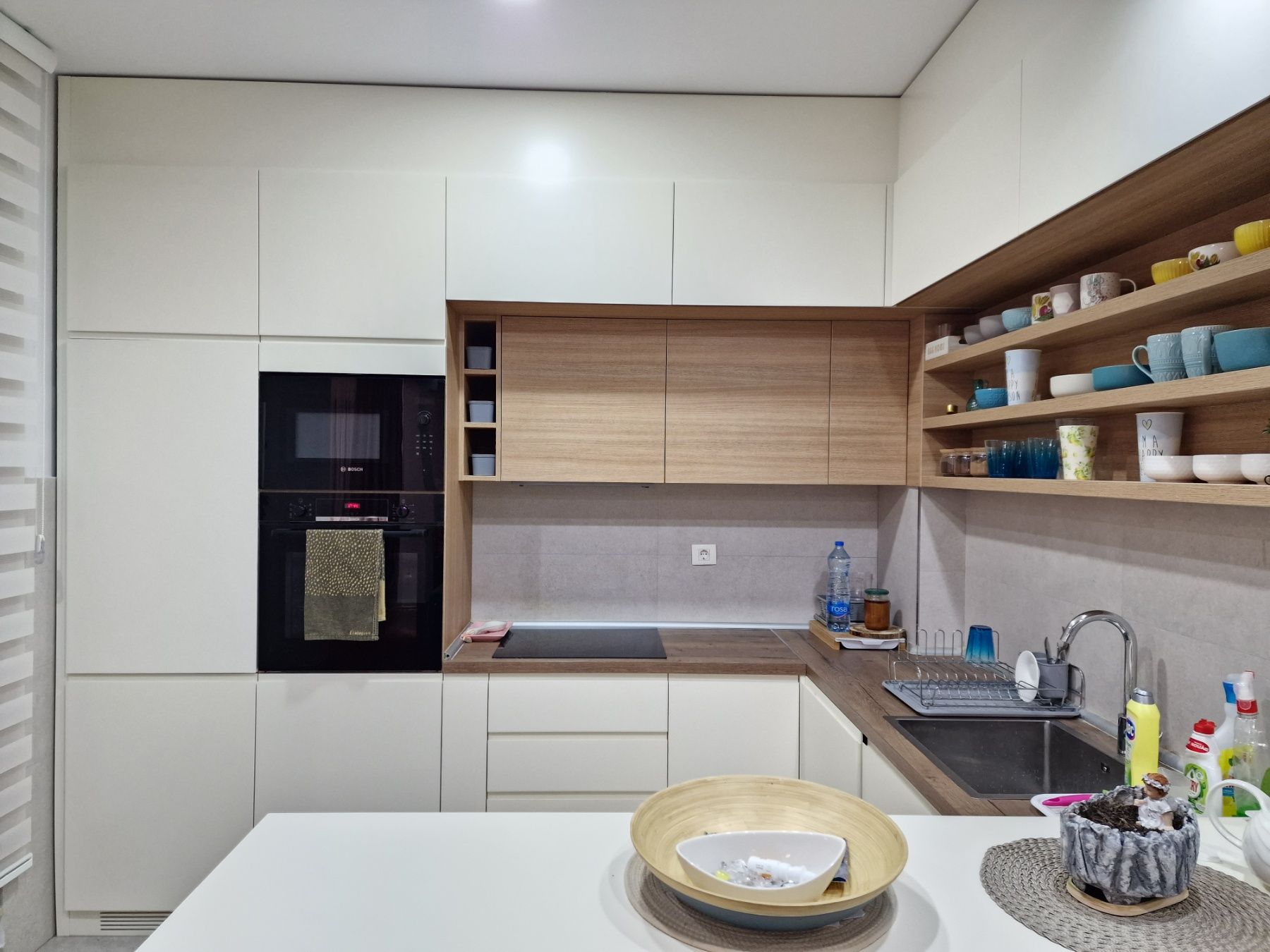 Luksuzan penthouse 176m2 sa panoramskim pogledom na more i grad,na ekskluzivnoj lokaciji Bulevar-Budva.(300 metara od mora) - Amfora Real Estate