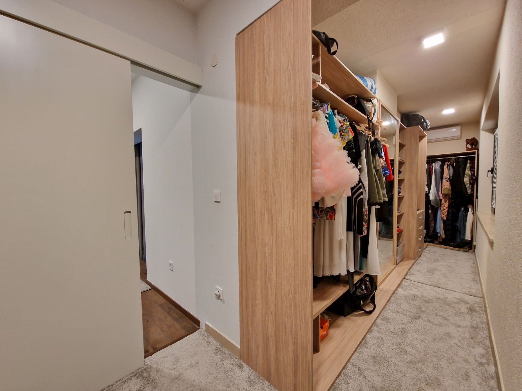 Luksuzan penthouse 176m2 sa panoramskim pogledom na more i grad,na ekskluzivnoj lokaciji Bulevar-Budva.(300 metara od mora) - Amfora Real Estate