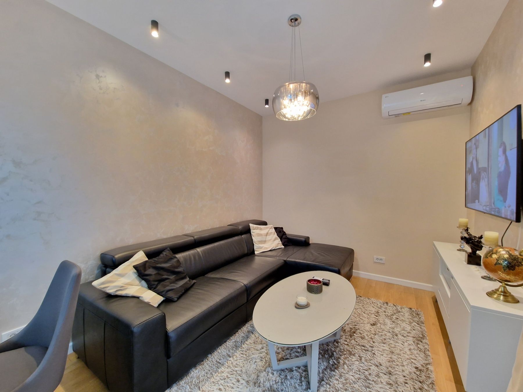 Jednosoban luksuno opremljen stan 46m2 u novom kompleksu The Old Bakery u Budvi. - Amfora Real Estate