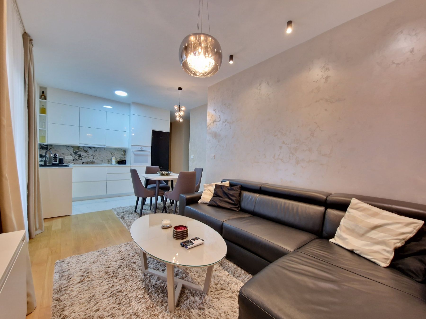 Jednosoban luksuno opremljen stan 46m2 u novom kompleksu The Old Bakery u Budvi. - Amfora Real Estate