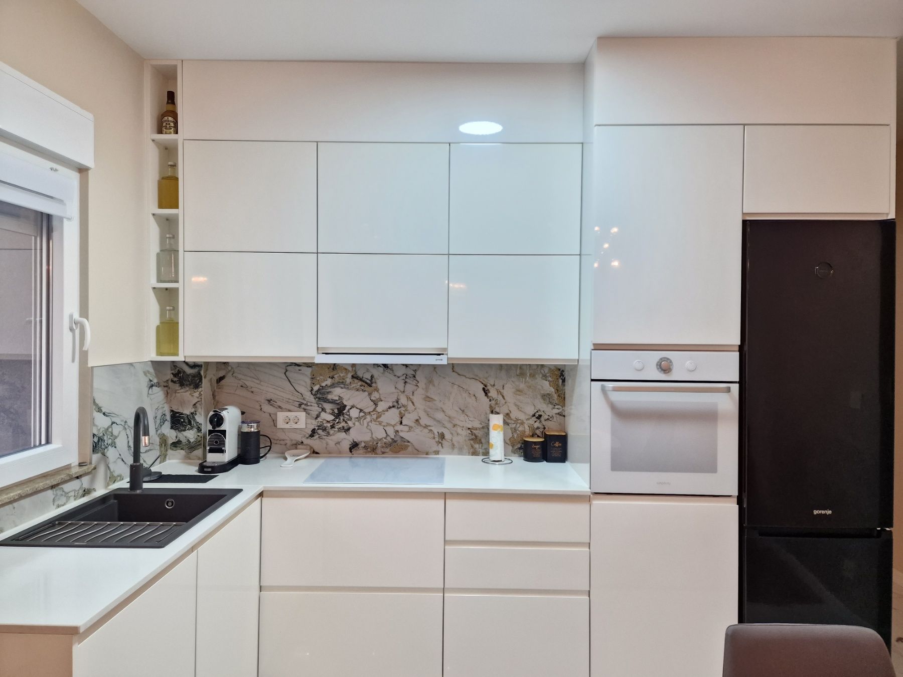 Jednosoban luksuno opremljen stan 46m2 u novom kompleksu The Old Bakery u Budvi. - Amfora Real Estate