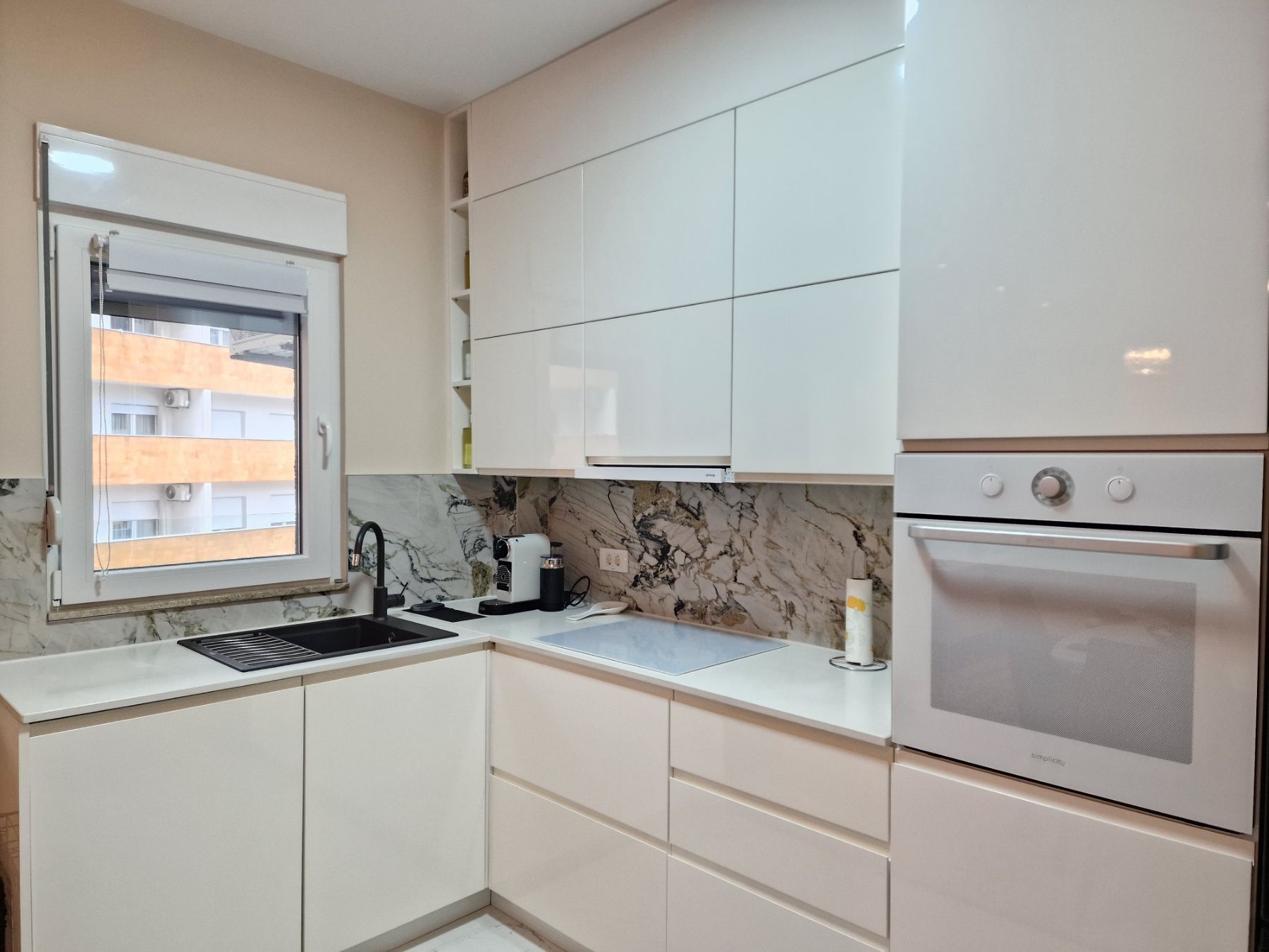 Jednosoban luksuno opremljen stan 46m2 u novom kompleksu The Old Bakery u Budvi. - Amfora Real Estate