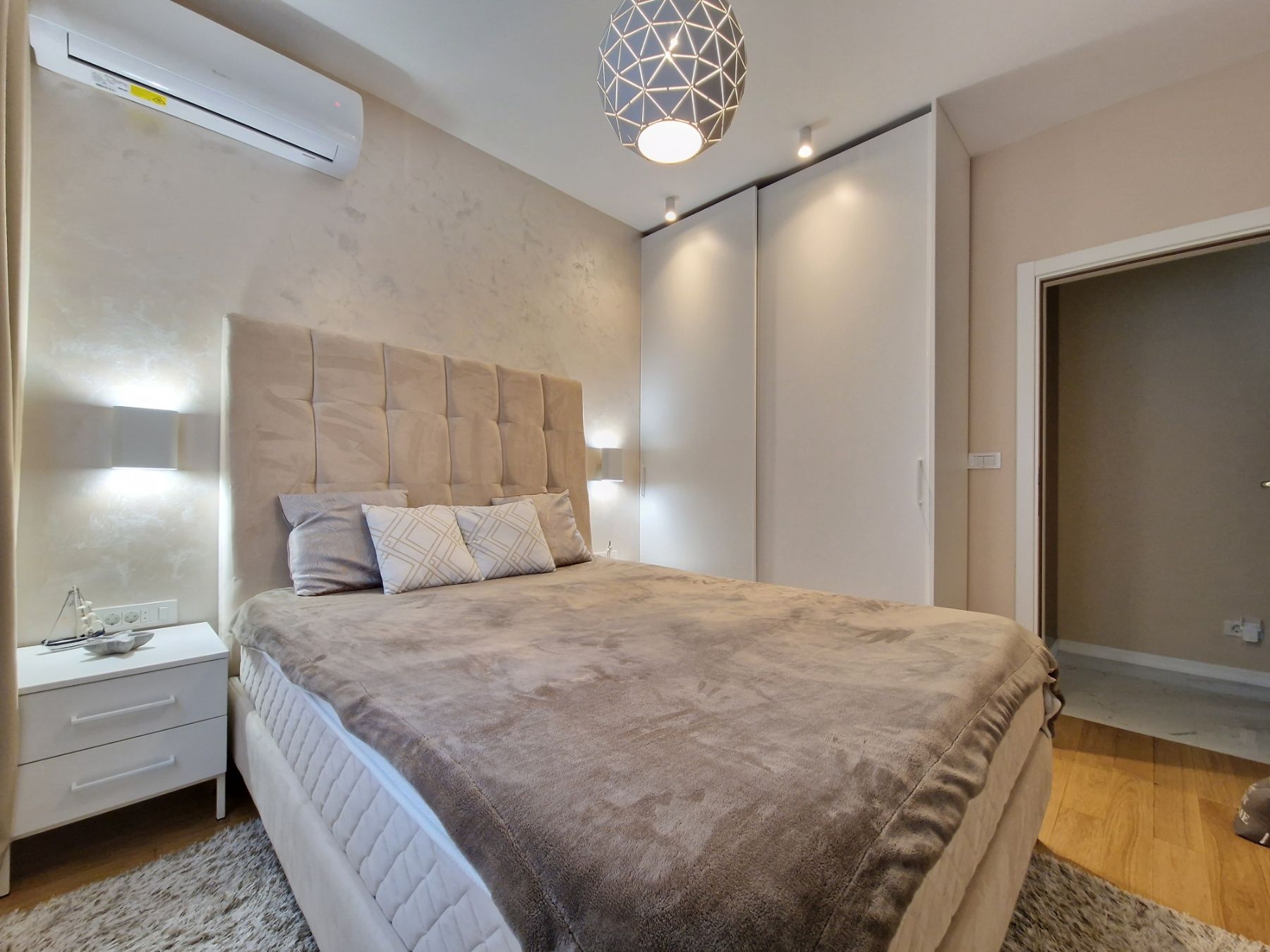 Jednosoban luksuno opremljen stan 46m2 u novom kompleksu The Old Bakery u Budvi. - Amfora Real Estate