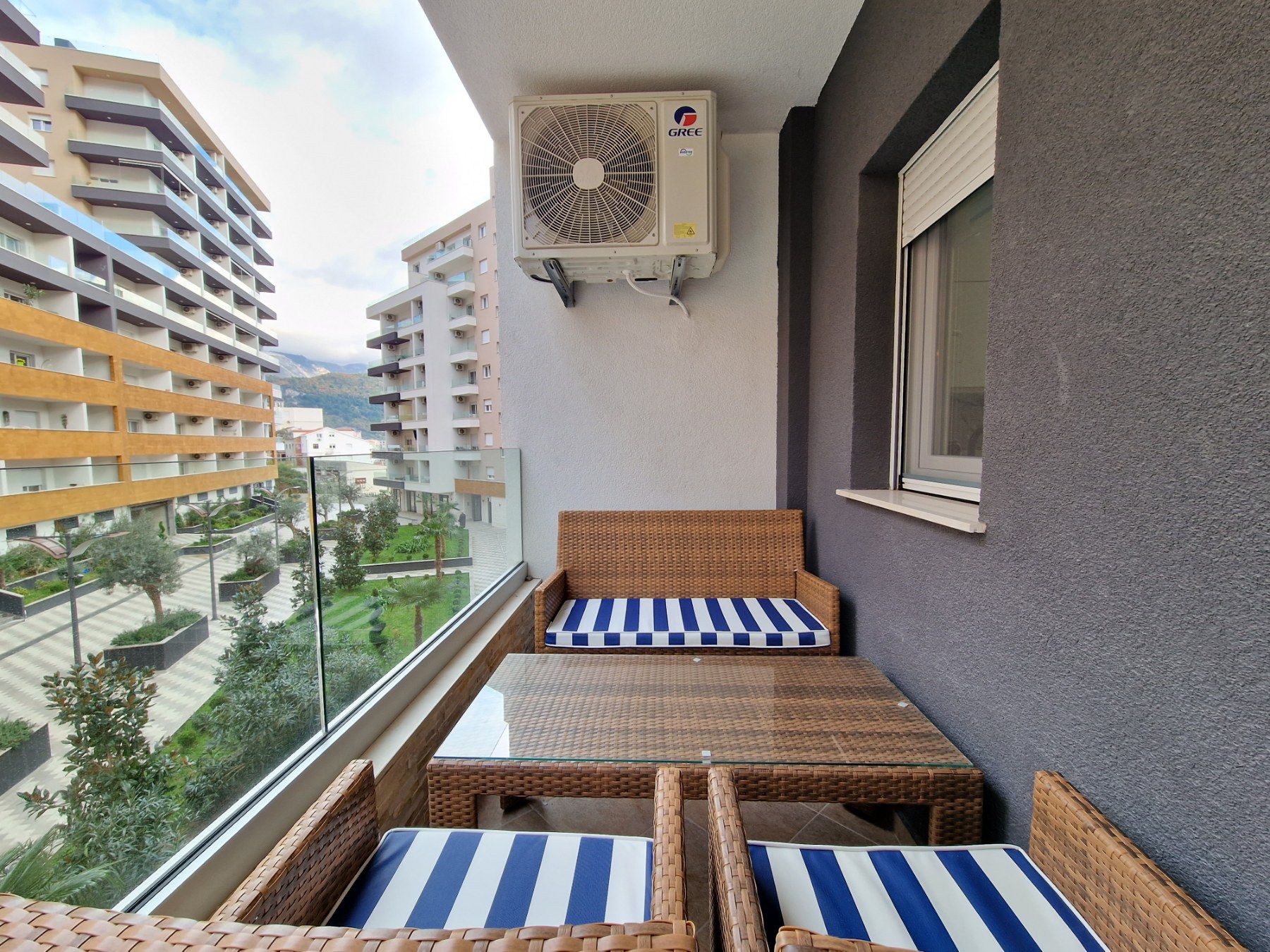 Jednosoban luksuno opremljen stan 46m2 u novom kompleksu The Old Bakery u Budvi. - Amfora Real Estate