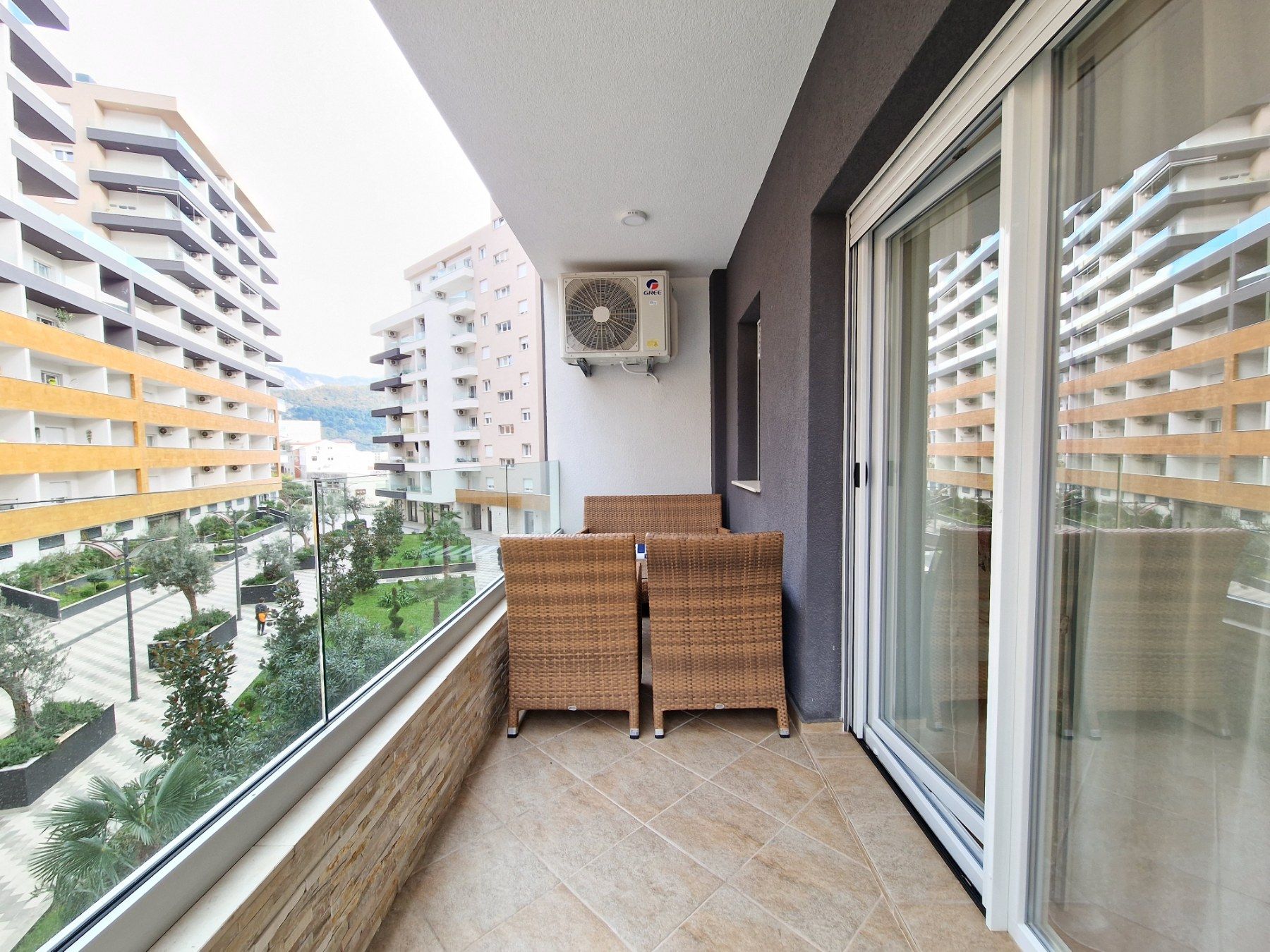 Jednosoban luksuno opremljen stan 46m2 u novom kompleksu The Old Bakery u Budvi. - Amfora Real Estate