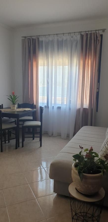 Mini hotel površine 511m2 na obali mora sa pontom i plaznim delom,fantastična lokacija Obala Đuraševića-Tivat. - Amfora Real Estate