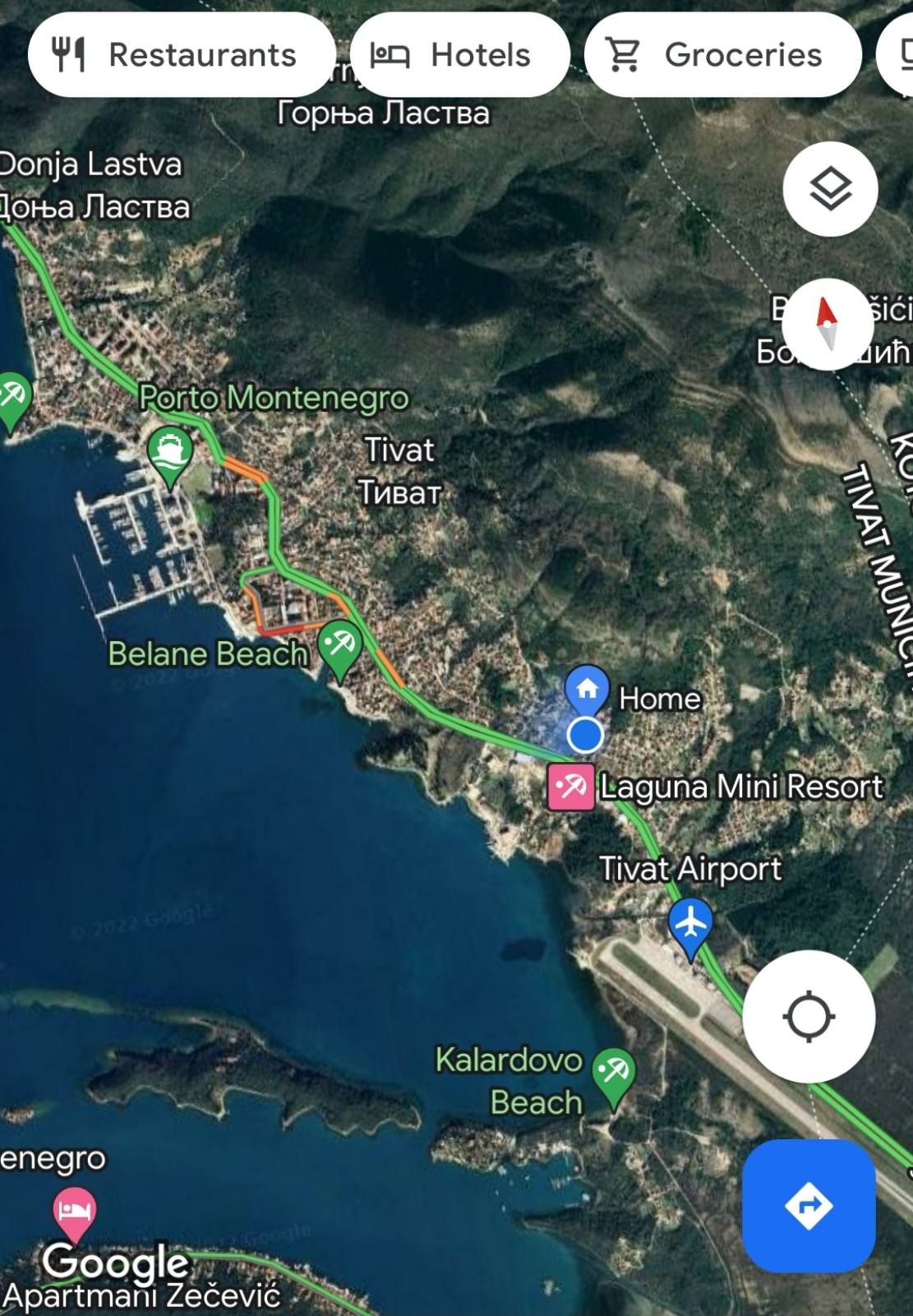 Nov luksuzan četvorosoban stan 105m2 sa dva garažna mesta,jednim parking mestom na fenomenalnoj lokaciji u novom naselju Kava u Tivtu. - Amfora Real Estate