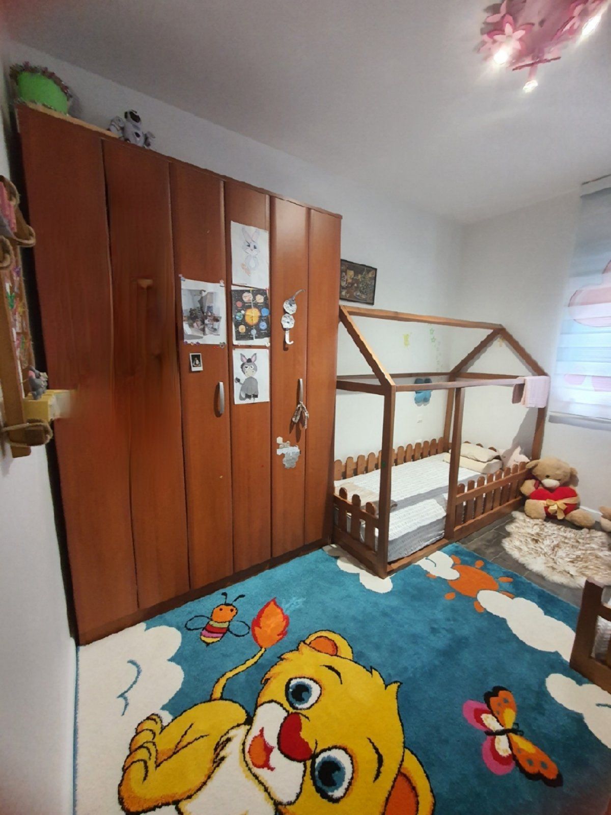 Nov luksuzan četvorosoban stan 105m2 sa dva garažna mesta,jednim parking mestom na fenomenalnoj lokaciji u novom naselju Kava u Tivtu. - Amfora Real Estate