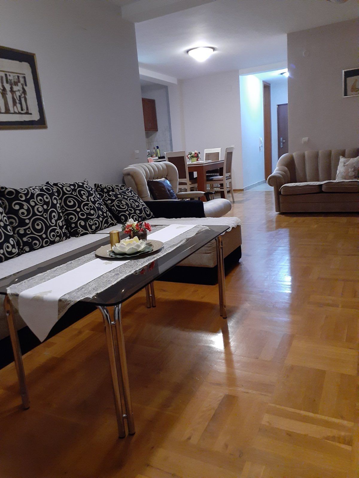 Jednosoban namešten stan 56m2 na odlicnoj lokaciji,kod nove osnovne škole,Rozino-Budva. - Amfora Real Estate