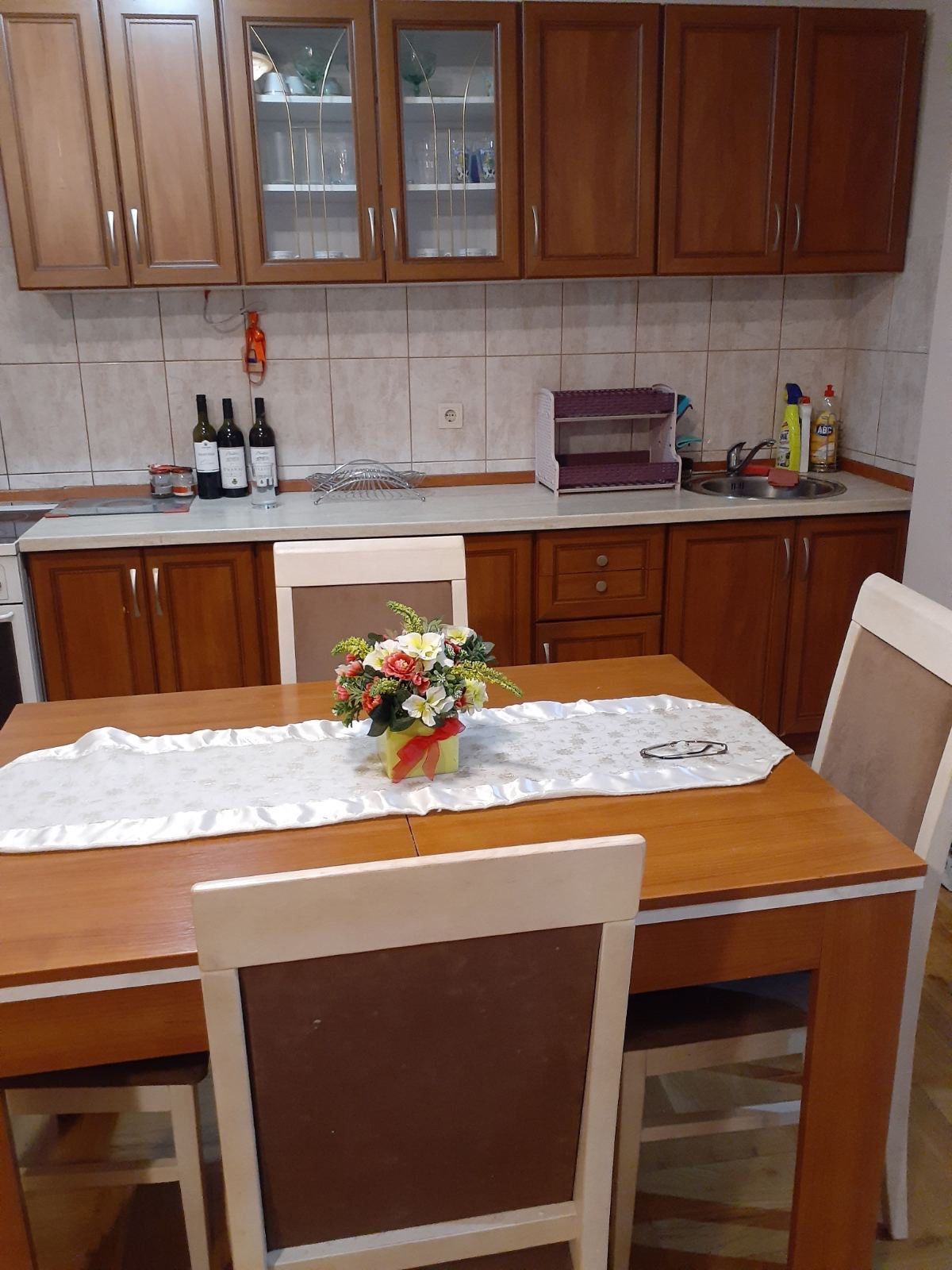 Jednosoban namešten stan 56m2 na odlicnoj lokaciji,kod nove osnovne škole,Rozino-Budva. - Amfora Real Estate