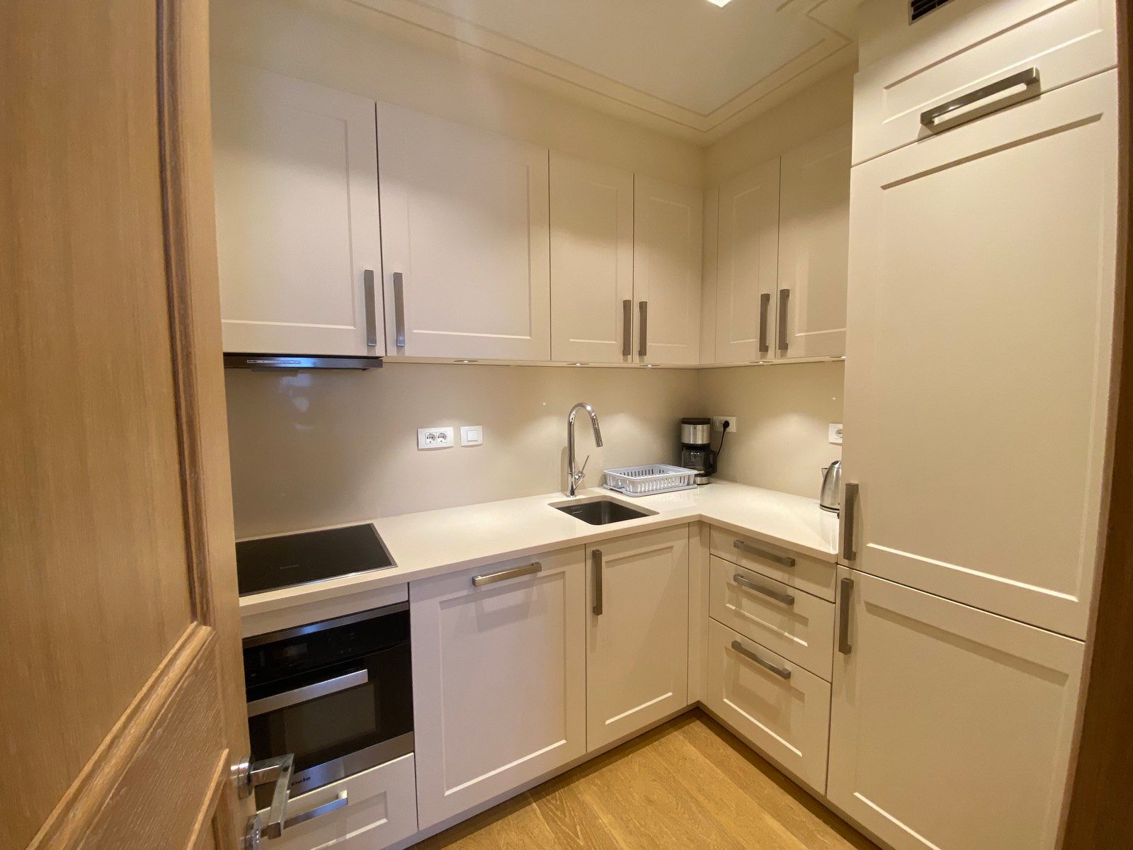 Tivat, Porto Montenegro – Jednosoban luks stan s pogledom na more, objekat Ksenija - Amfora Real Estate