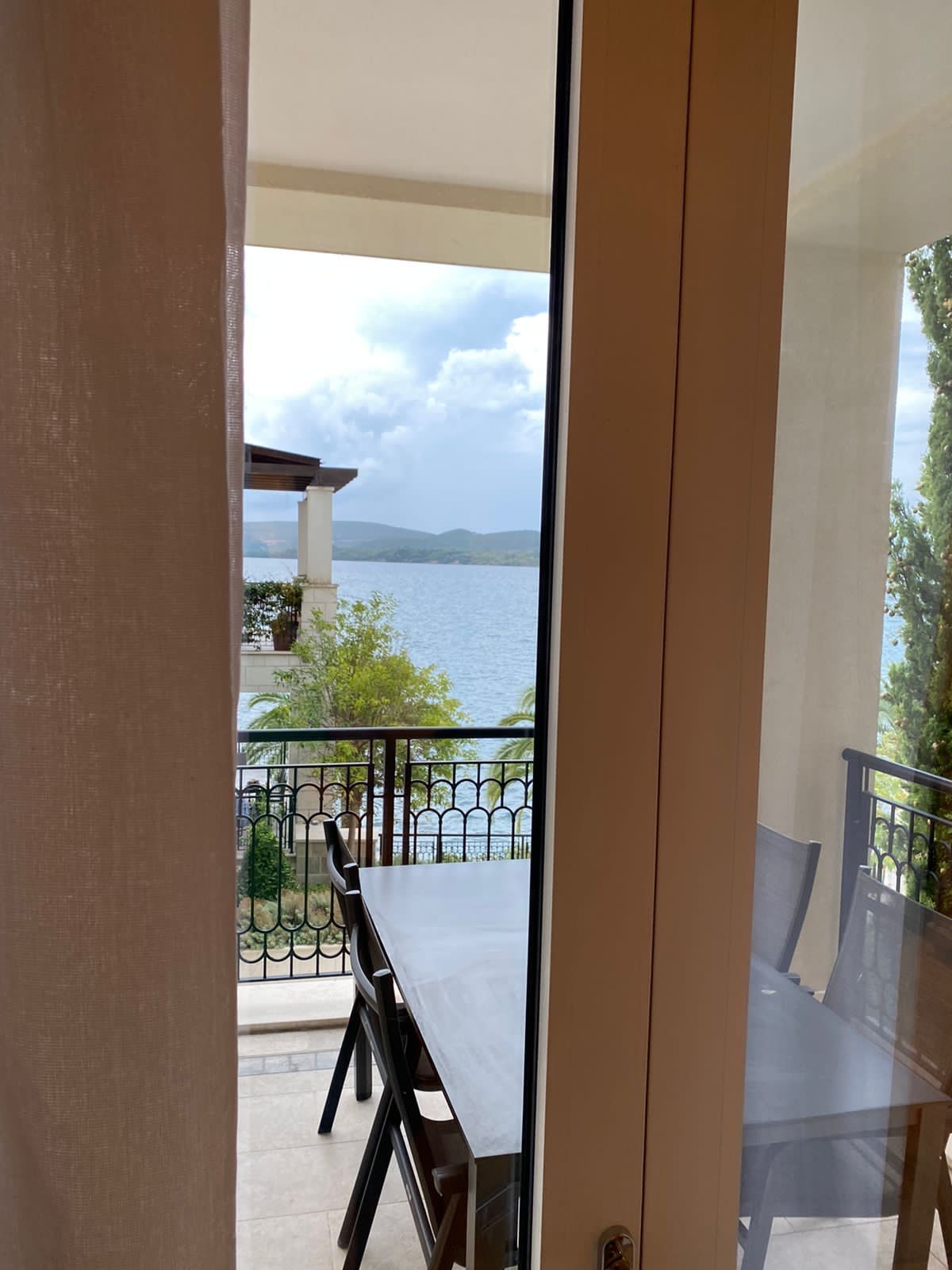 Tivat, Porto Montenegro – Jednosoban luks stan s pogledom na more, objekat Ksenija - Amfora Real Estate