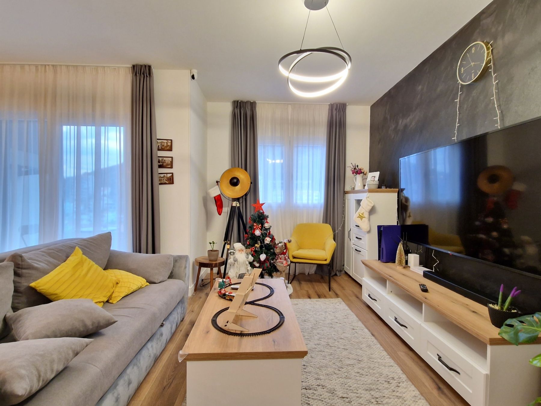 Luksuzan trosoban penthouse 105m2 plus 220m2 terasa sa panoramskim pogledom na more i grad, - Amfora Real Estate