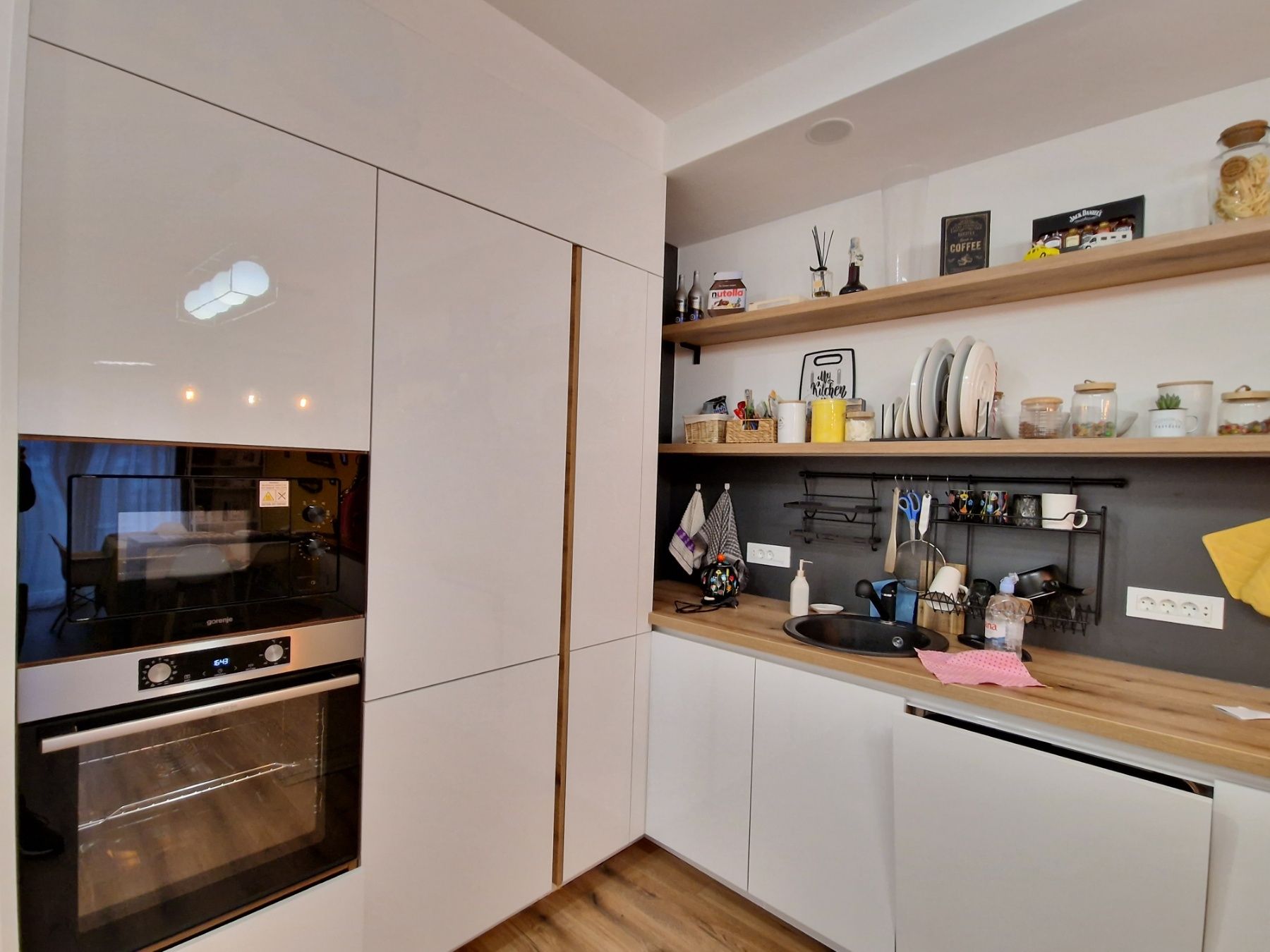 Luksuzan trosoban penthouse 105m2 plus 220m2 terasa sa panoramskim pogledom na more i grad, - Amfora Real Estate