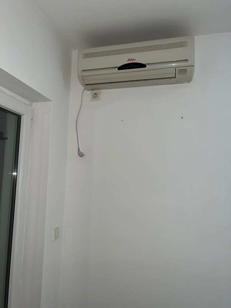 Trosoban namesten stan povrsine 100m2 na prvoj liniji od mora,Petrovac - Amfora Real Estate