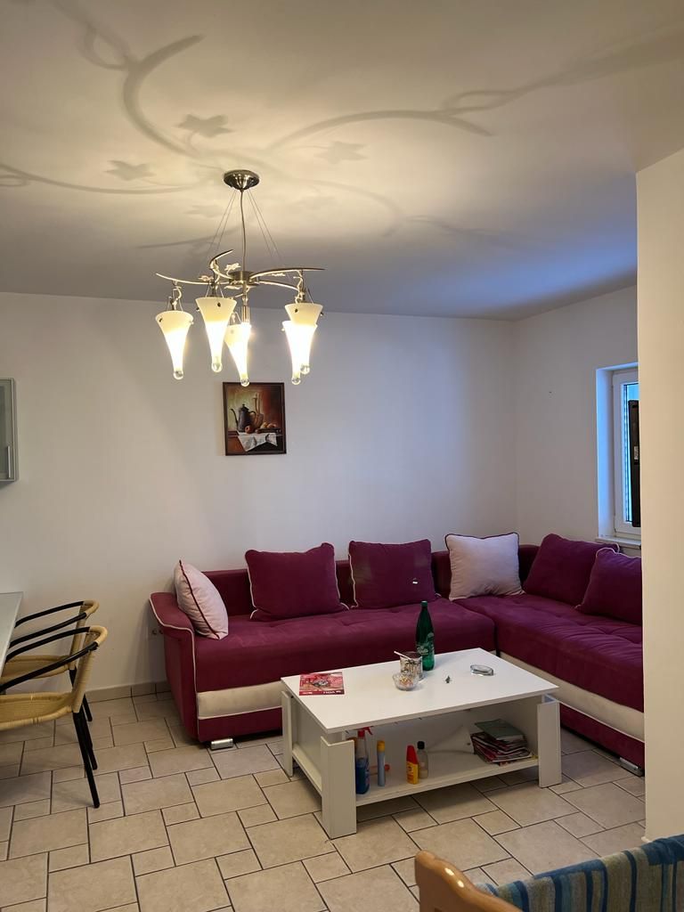Trosoban namesten stan povrsine 100m2 na prvoj liniji od mora,Petrovac - Amfora Real Estate