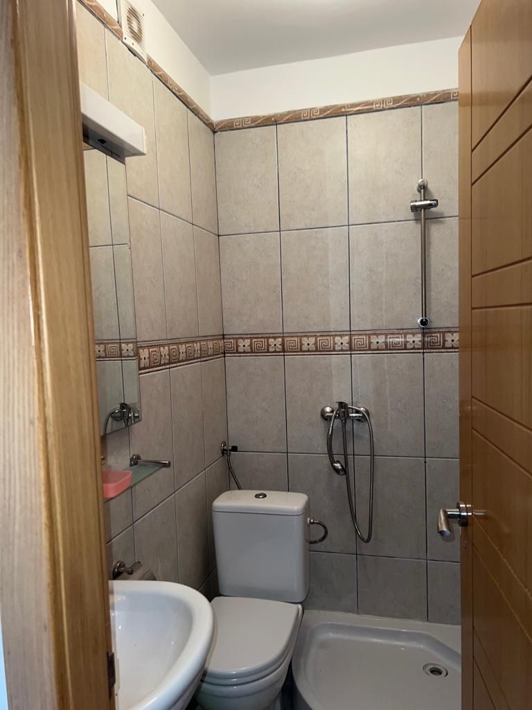 Trosoban namesten stan povrsine 100m2 na prvoj liniji od mora,Petrovac - Amfora Real Estate