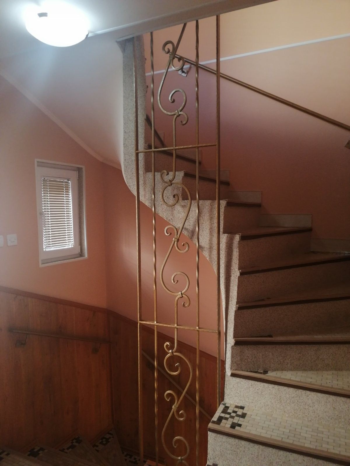 Trospratna kuća 180m2 sa panoramskim pogledom na more,Kava-Tivat. - Amfora Real Estate