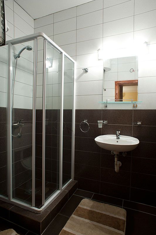 Prodaje se ugostiteljsko-turistički kompleks sa restoranom,Buljarica,opština Budva. - Amfora Real Estate