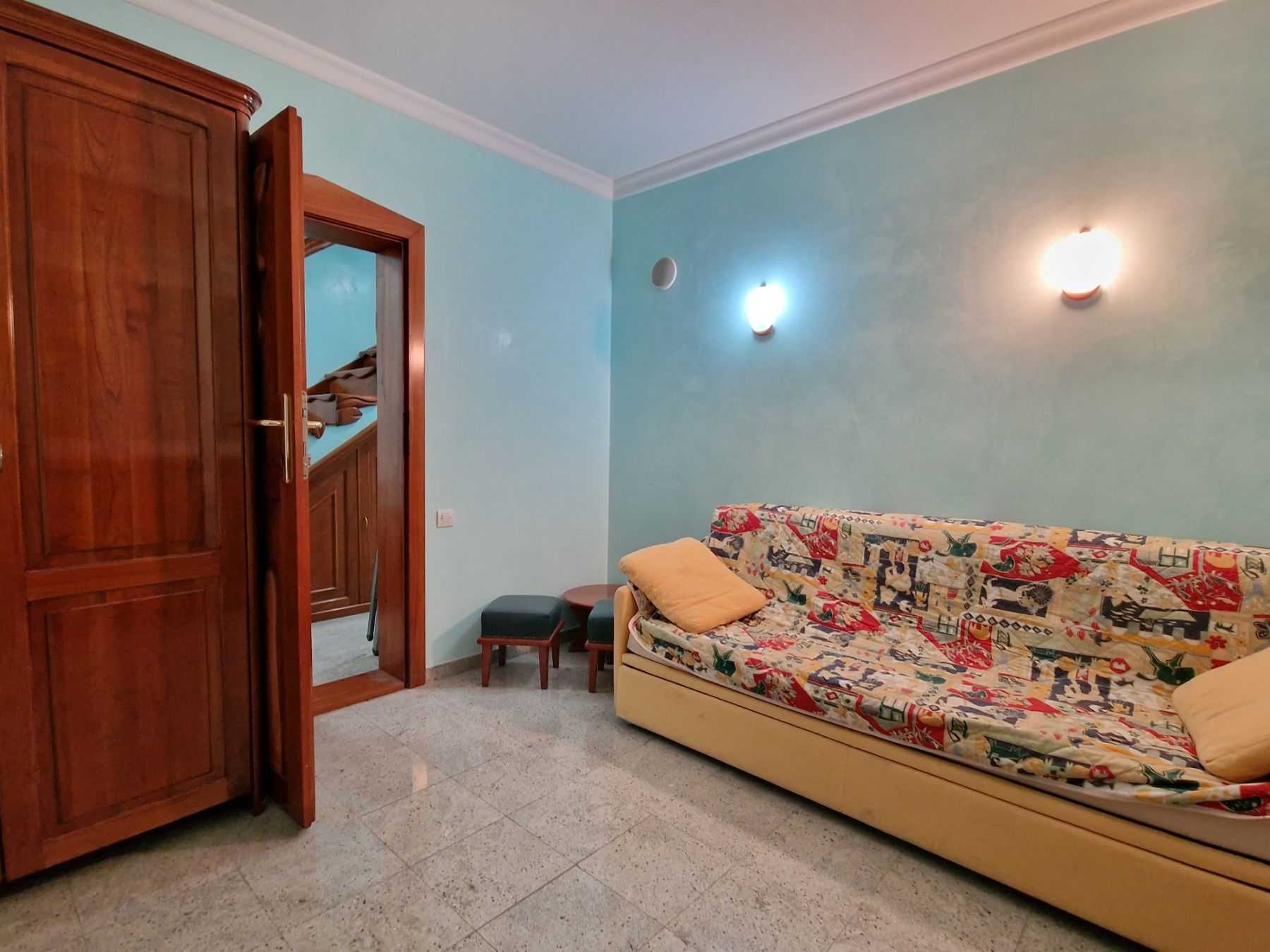 Dupleks trosoban stan 100m2 sa fantastičnim pogledom na more,Sveti Stefan (NA DUZI VREMENSKI PERIOD) - Amfora Real Estate