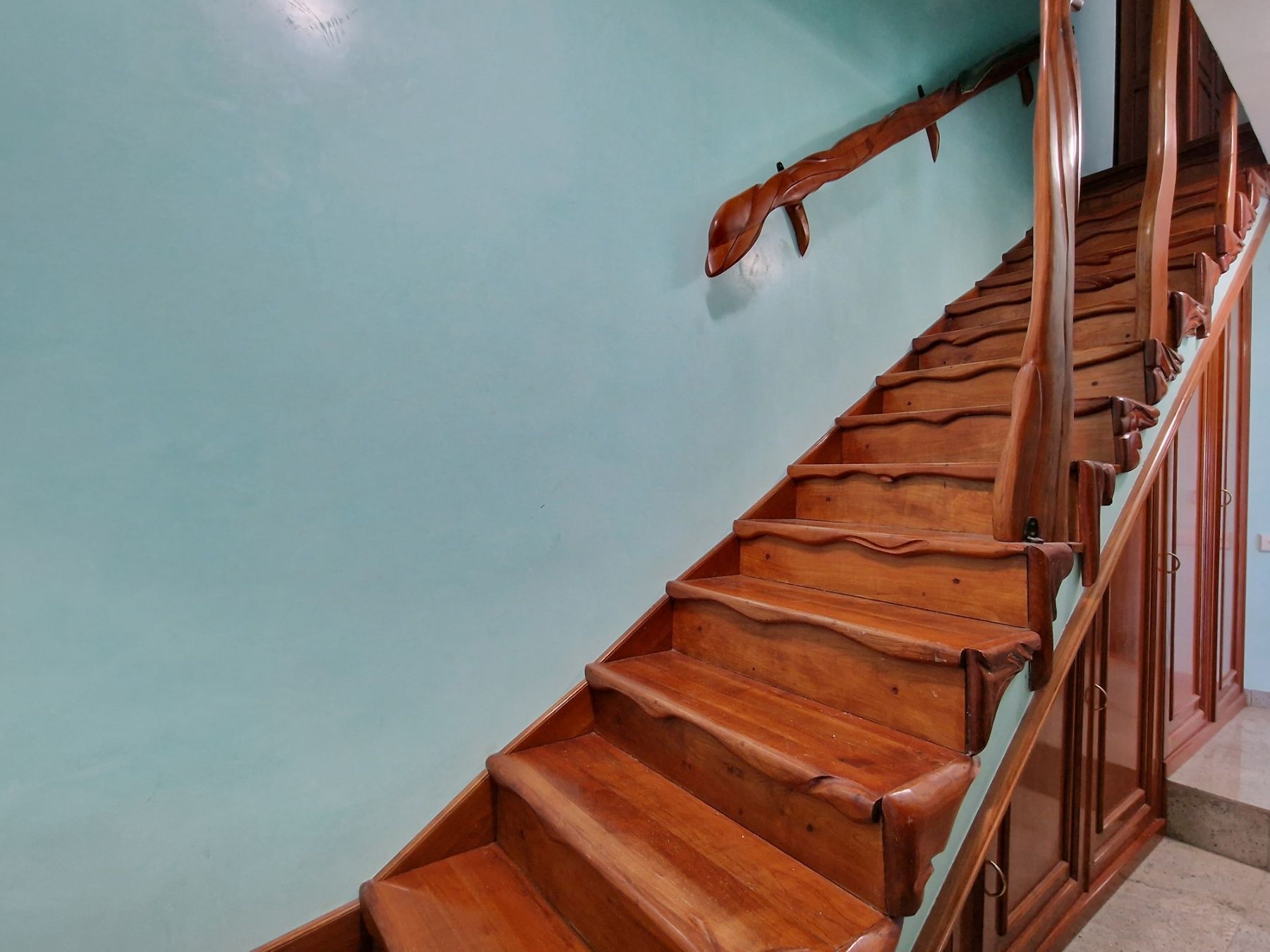 Dupleks trosoban stan 100m2 sa fantastičnim pogledom na more,Sveti Stefan (NA DUZI VREMENSKI PERIOD) - Amfora Real Estate