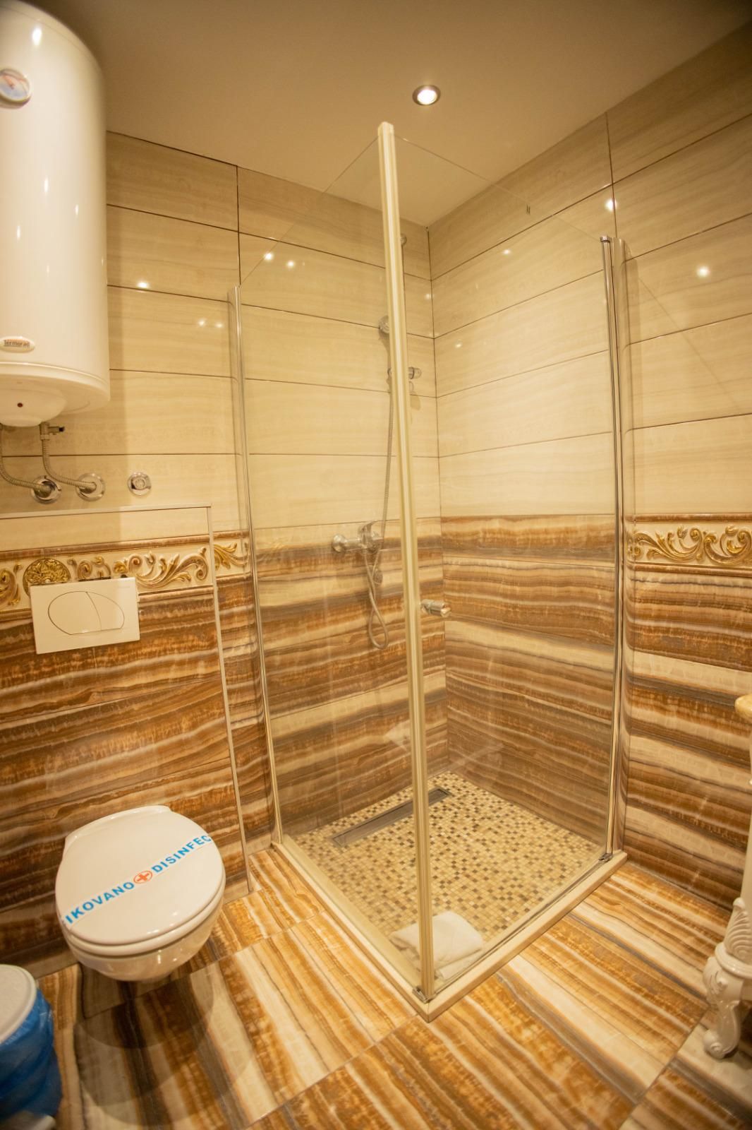 Lux dvosoban apartman u hotelsko apartmanskom kompleksu Kraljevi čardaci Spa-KOPAONIK - Amfora Real Estate