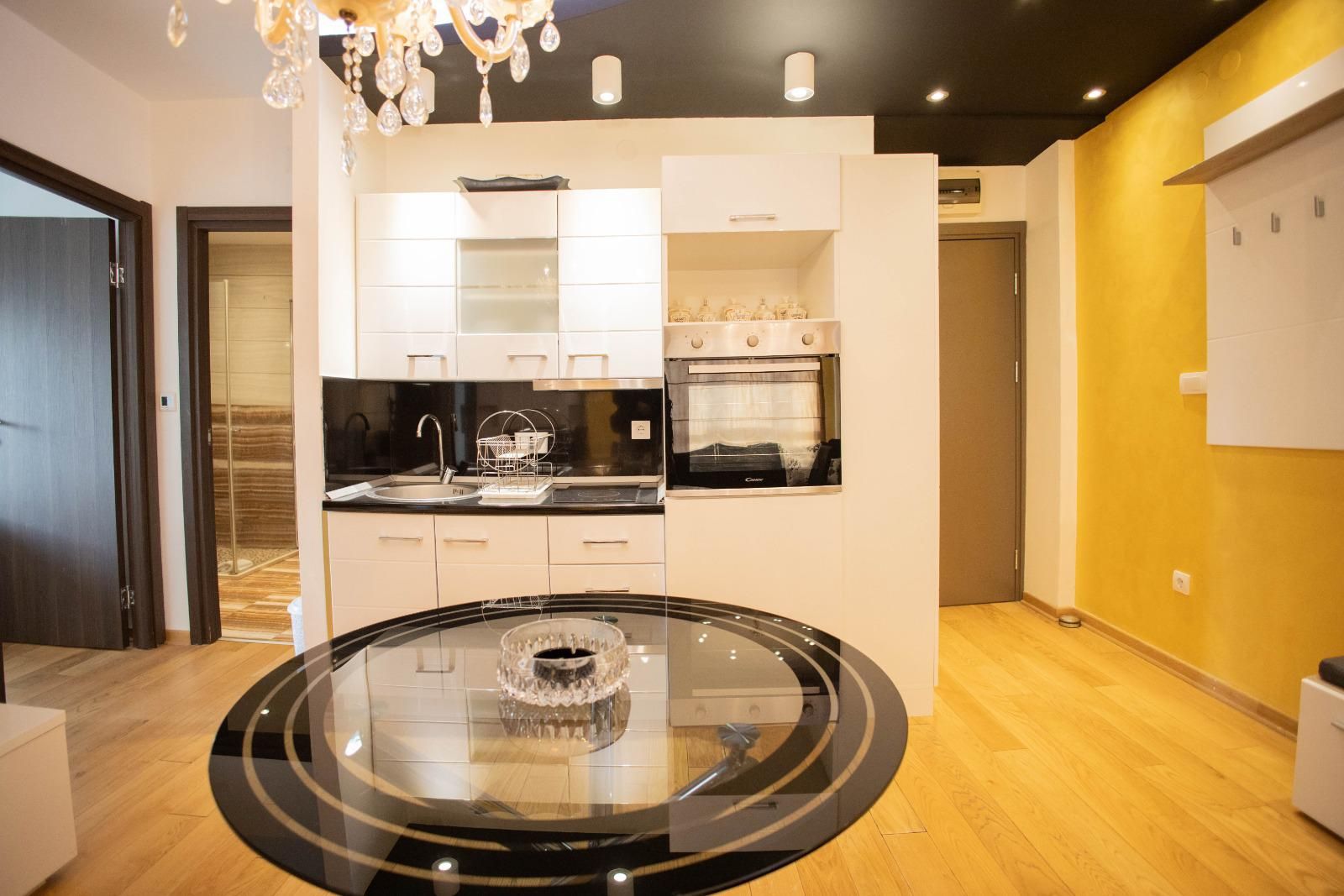 Lux dvosoban apartman u hotelsko apartmanskom kompleksu Kraljevi čardaci Spa-KOPAONIK - Amfora Real Estate