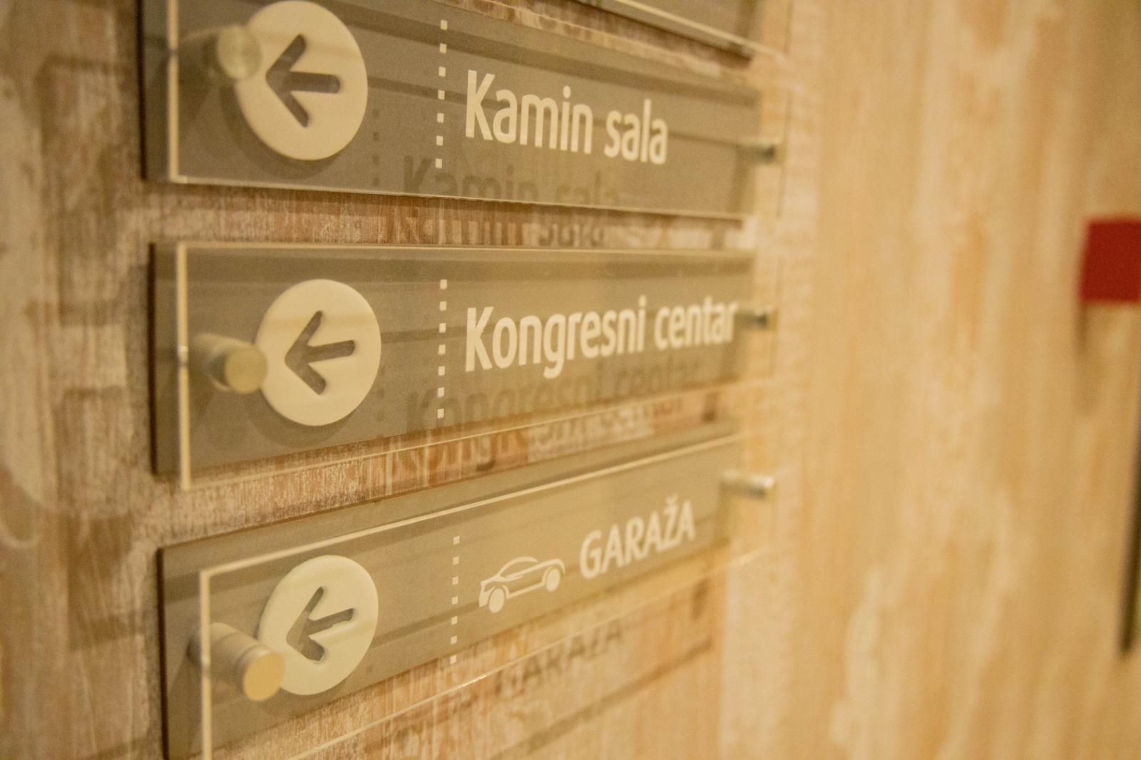 Lux dvosoban apartman u hotelsko apartmanskom kompleksu Kraljevi čardaci Spa-KOPAONIK - Amfora Real Estate