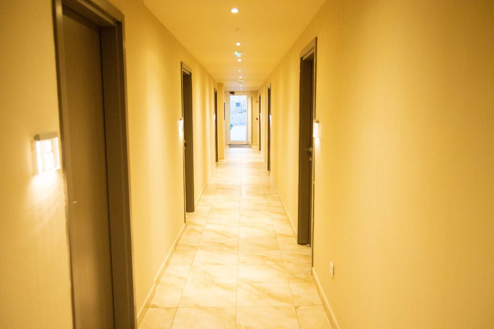 Lux dvosoban apartman u hotelsko apartmanskom kompleksu Kraljevi čardaci Spa-KOPAONIK - Amfora Real Estate