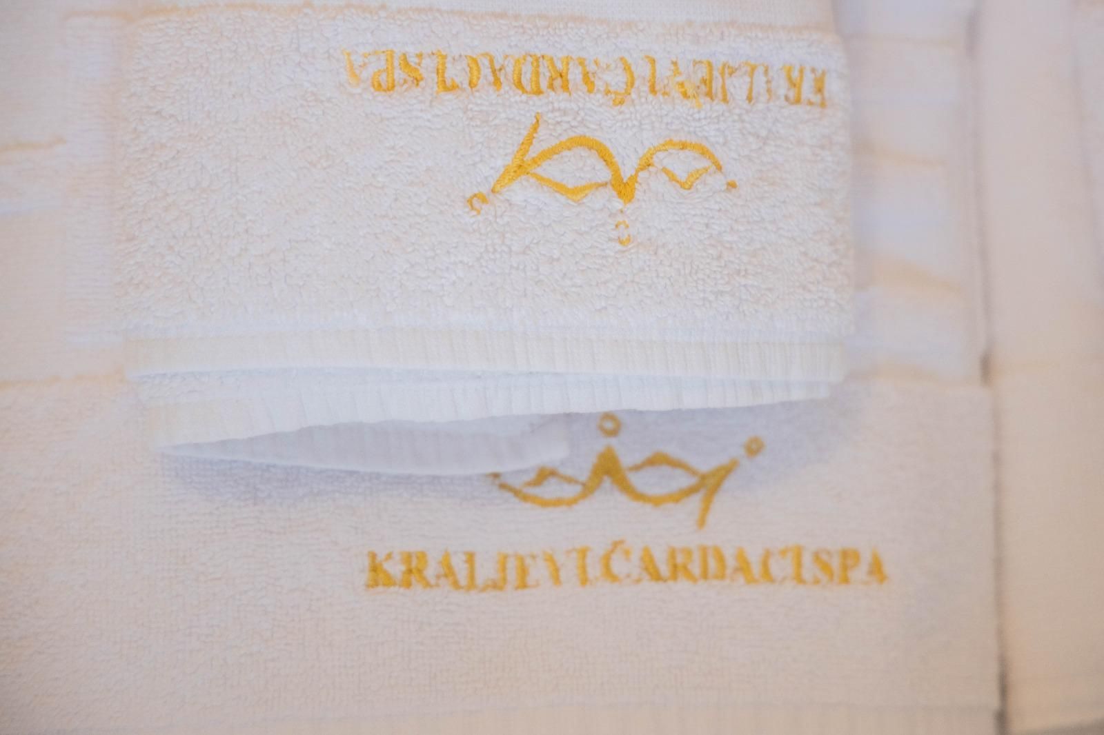 Lux dvosoban apartman u hotelsko apartmanskom kompleksu Kraljevi čardaci Spa-KOPAONIK - Amfora Real Estate