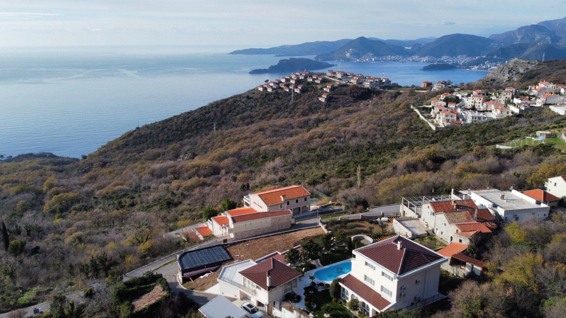 Urbanizovano zemljište u Blizikućama sa panoramskim pogledom na more i Budvansku rivijeru. - Amfora Real Estate