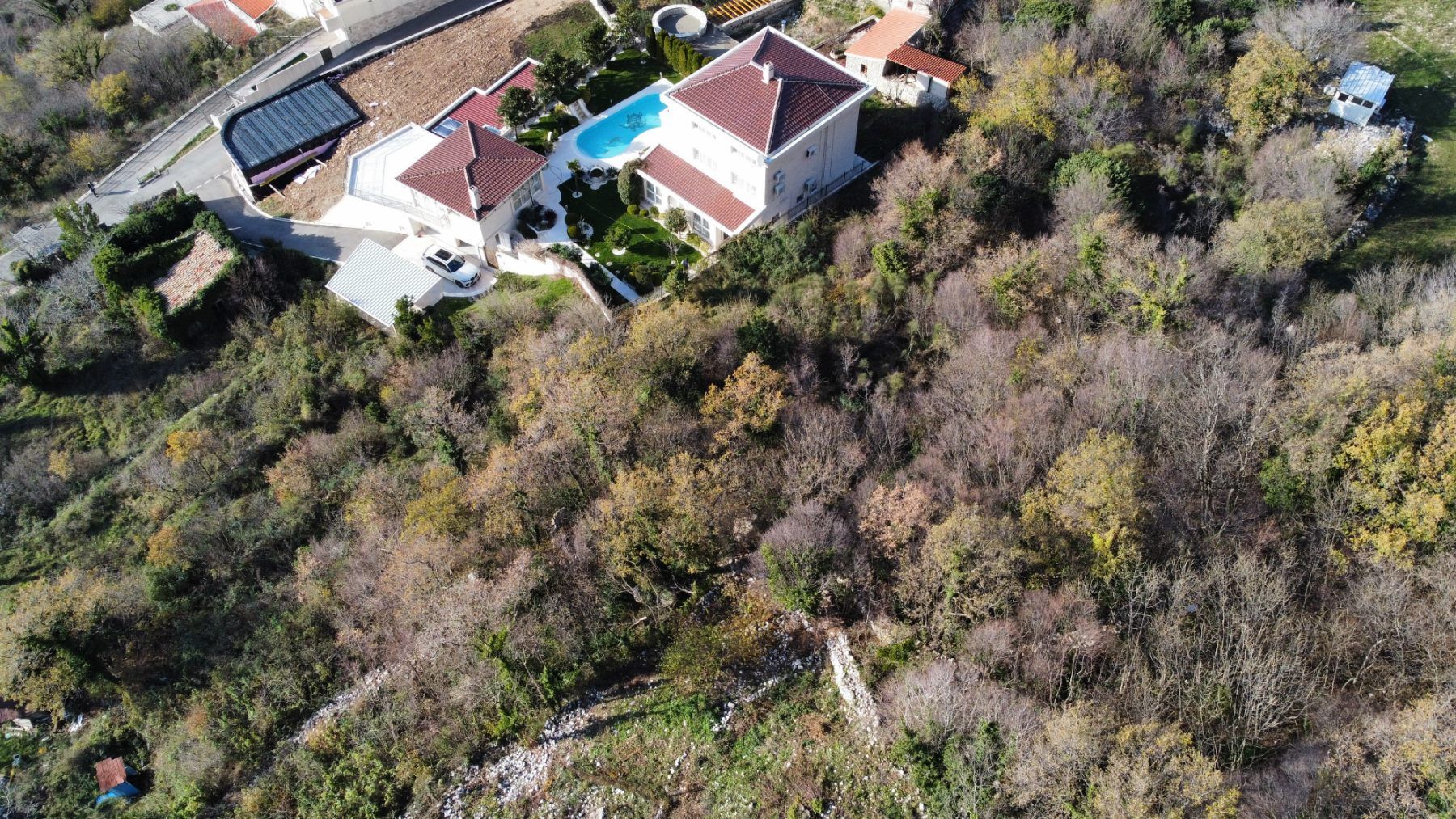 Urbanizovano zemljište u Blizikućama sa panoramskim pogledom na more i Budvansku rivijeru. - Amfora Real Estate