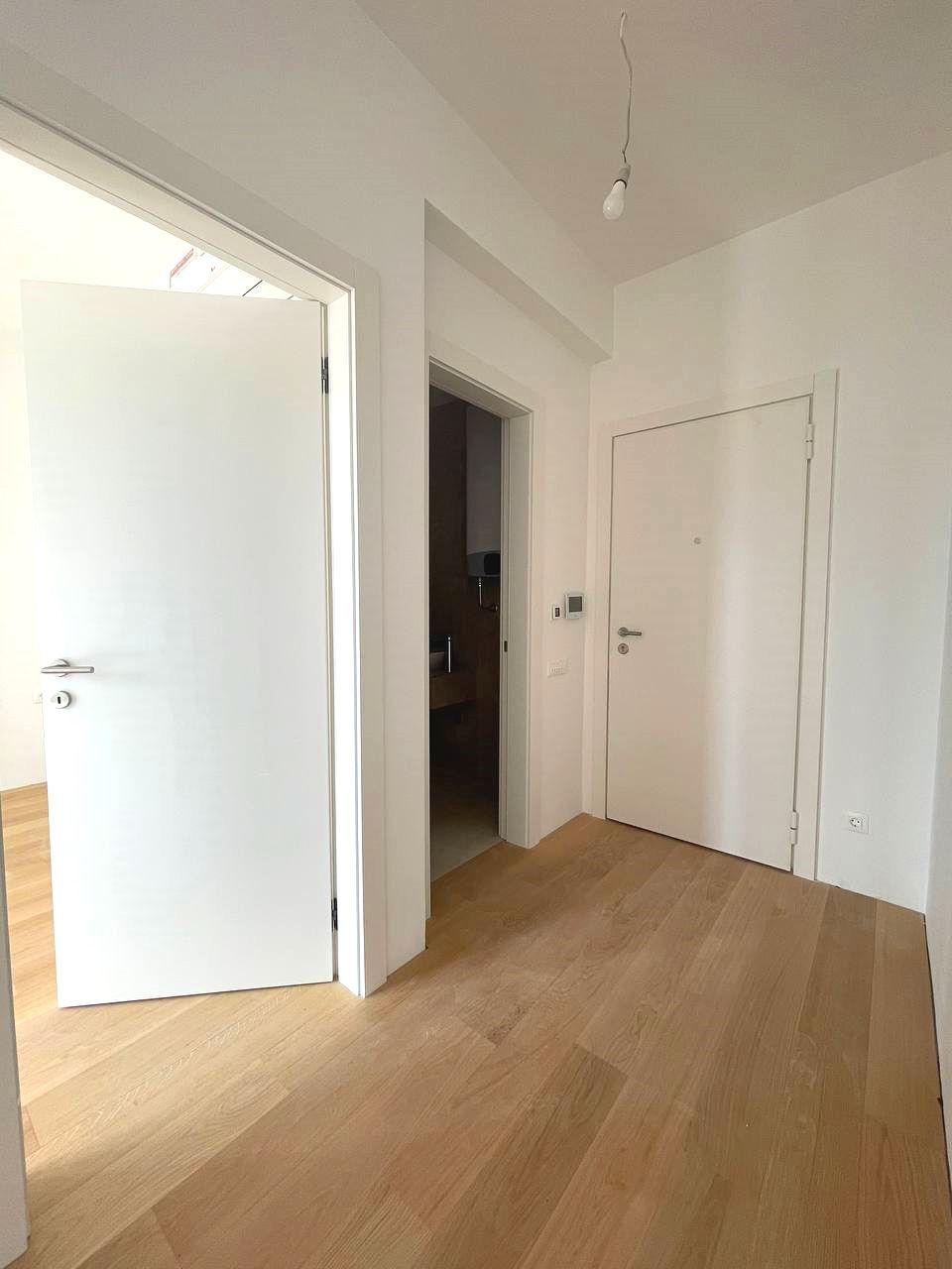 amforaproperty.com/Jednosoban stan 40m2+1m2 GRATIS zelene terase,u novom kompleksu sa bazenom, SPA i pogledom na more - BECICI