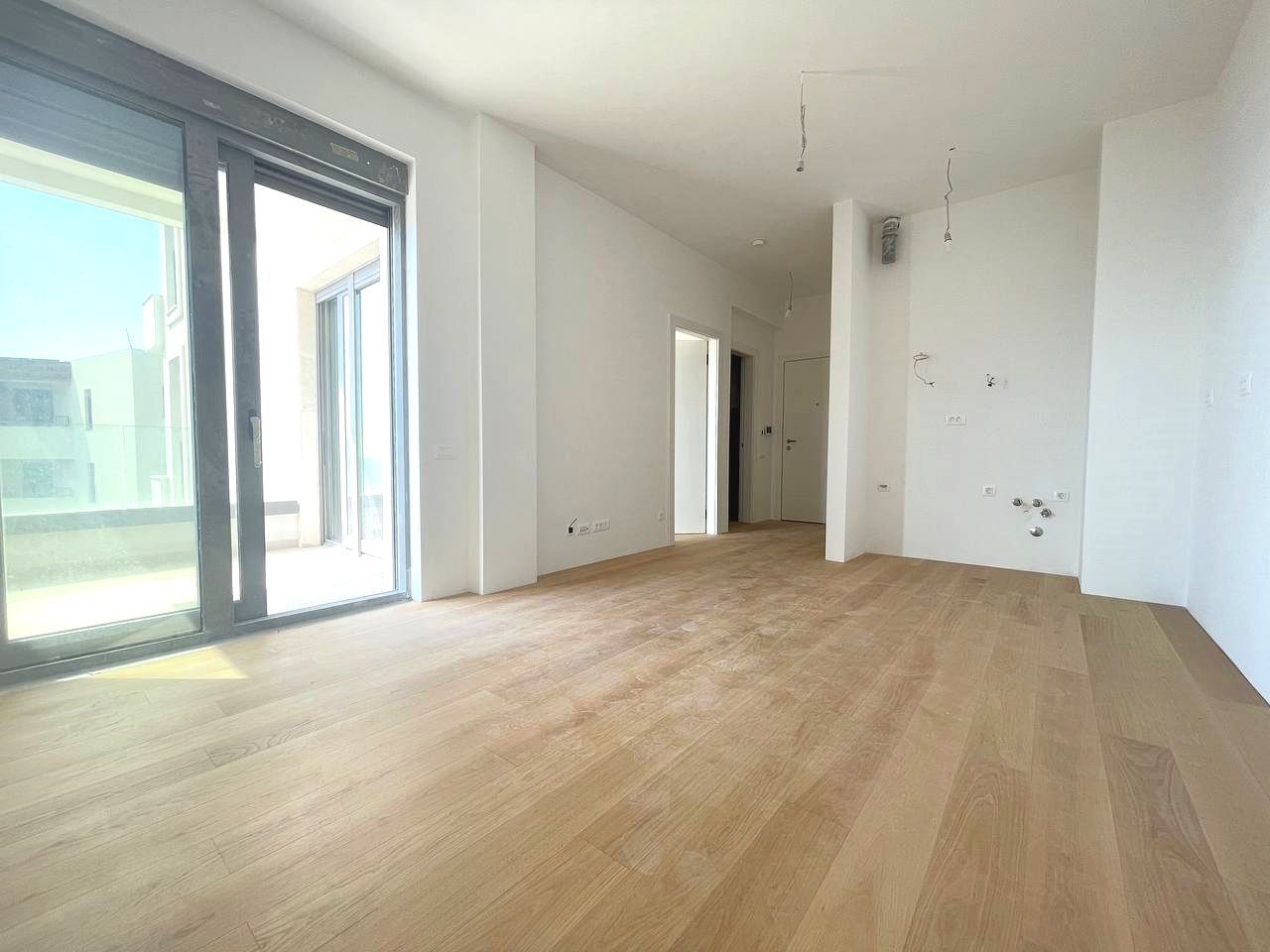 amforaproperty.com/Jednosoban stan 40m2+1m2 GRATIS zelene terase,u novom kompleksu sa bazenom, SPA i pogledom na more - BECICI