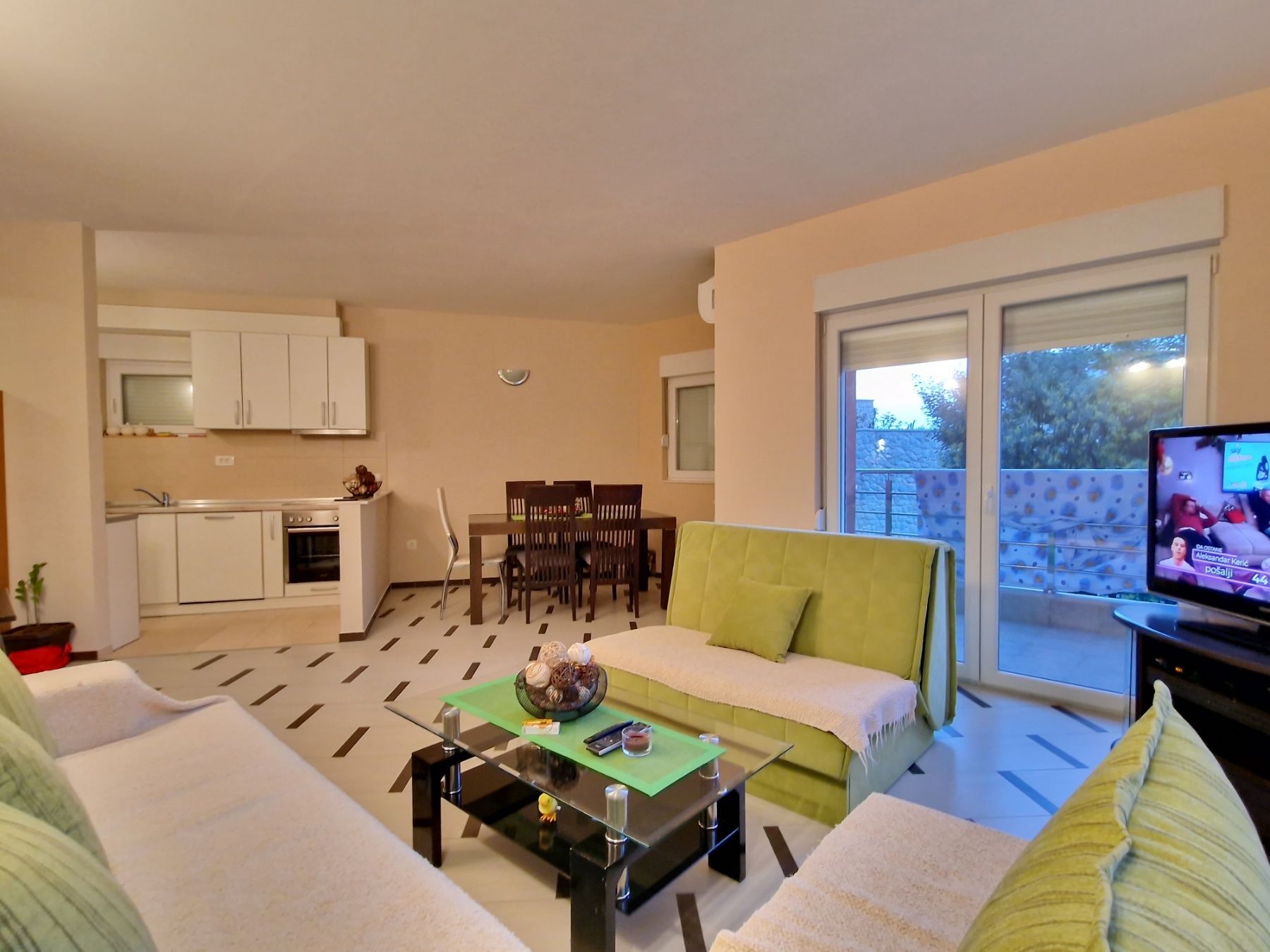 Prodaja,Budva,Seoce-Jednosoban namešten stan 58m2 sa pogledom na more - Amfora Real Estate