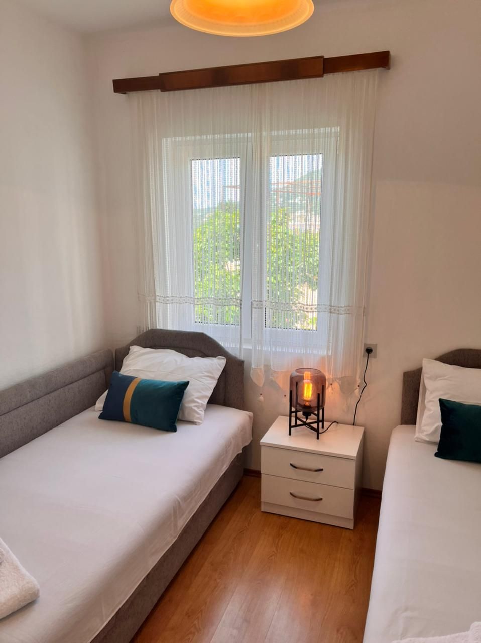 Prodaje se kuća površine 175m2 u Sutomoru. - Amfora Real Estate