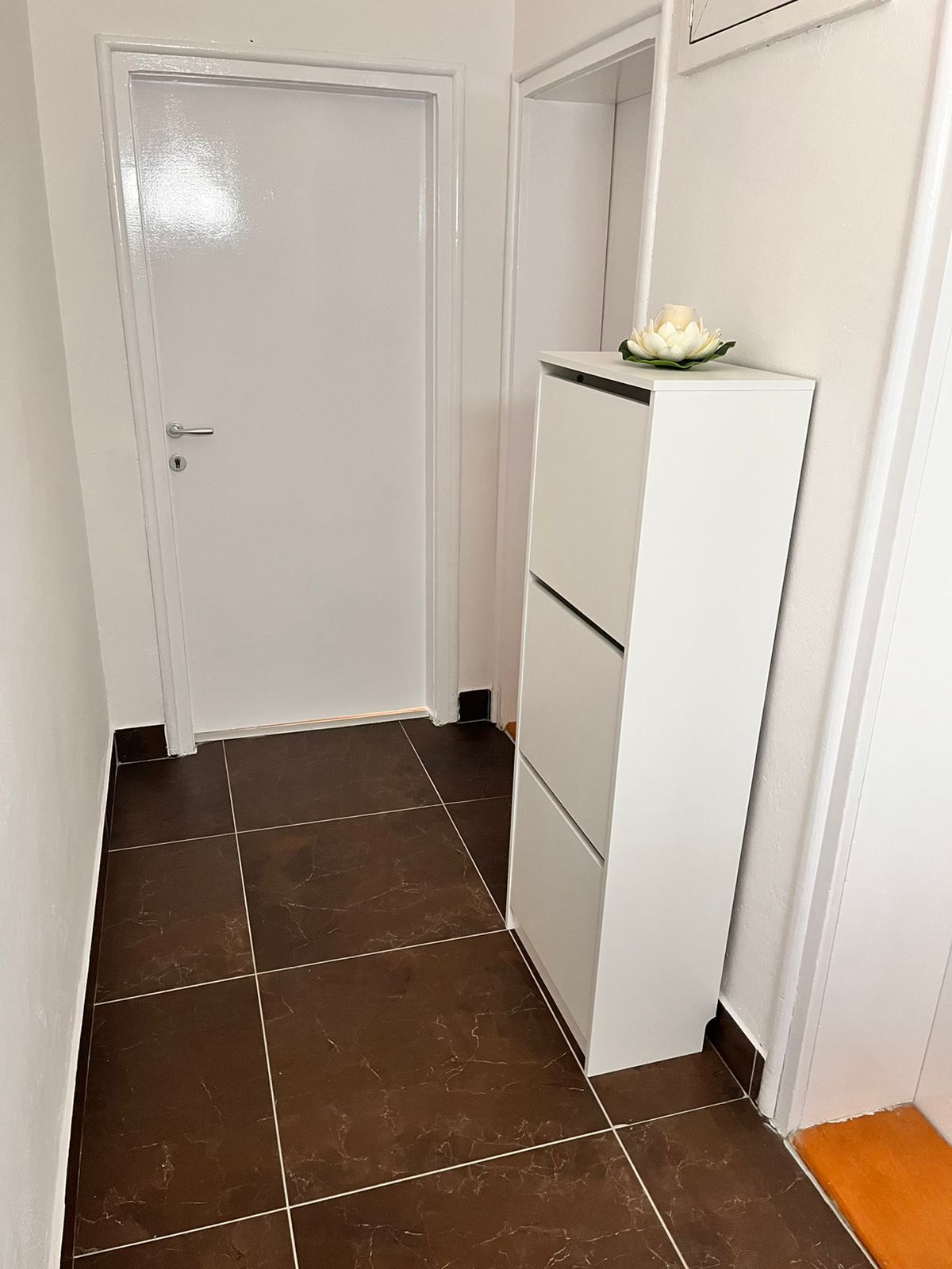 Prodaje se kuća površine 175m2 u Sutomoru. - Amfora Real Estate