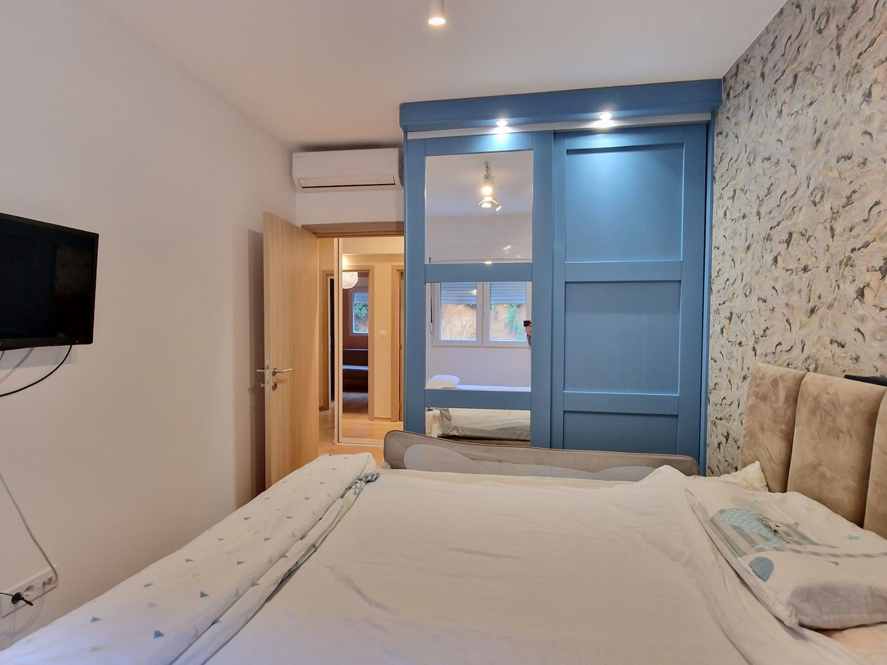 Trosoban moderno opremljen stan ,u novom kompleksu The Old Bakery u Budvi. - Amfora Real Estate