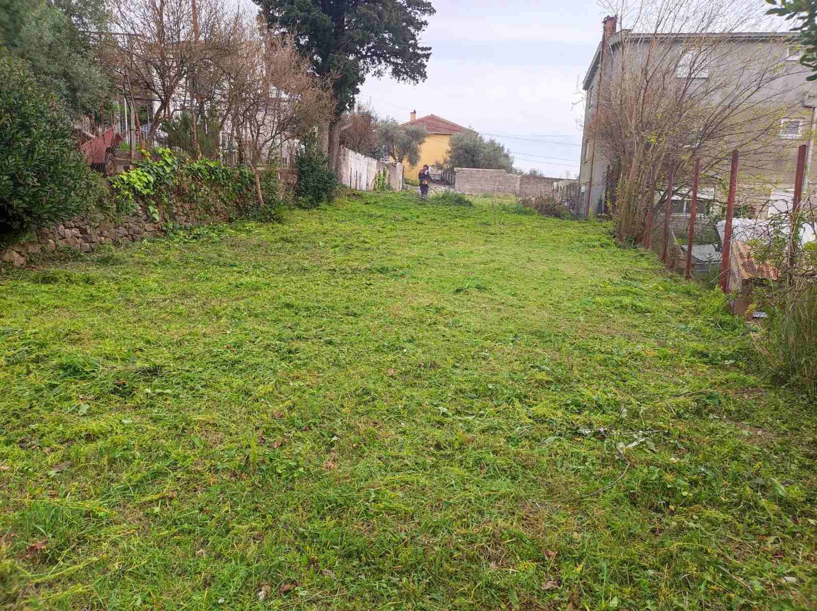 Plac 760m2 sa prelepim pogledom na more i grad u naselju Popovici,opstina Bar. - Amfora Real Estate