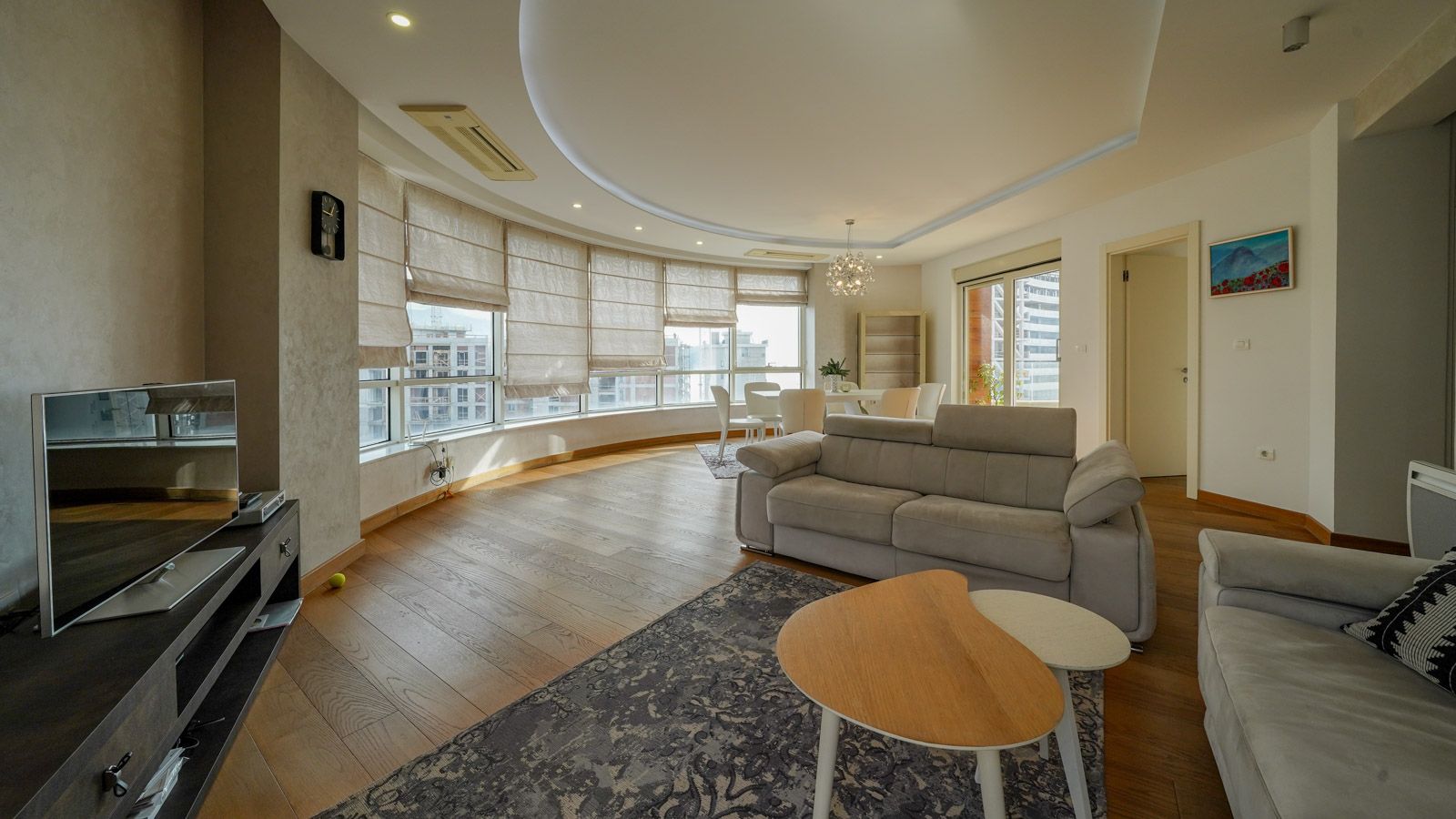 Luksuzan dvosoban stan 121m2 na drugoj liniji do mora, pogled na more, moderan dizajn i enterijer, NA SAMO 100 METARA OD MORA – BUDVA.. - Amfora Real Estate