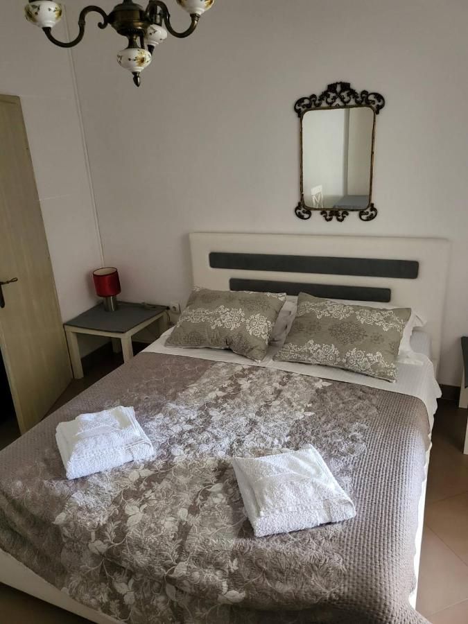 Hotel 550m2 na samo 50 metara od mora i 100 metara od istorijskog centra grada,Kotor. - Amfora Real Estate